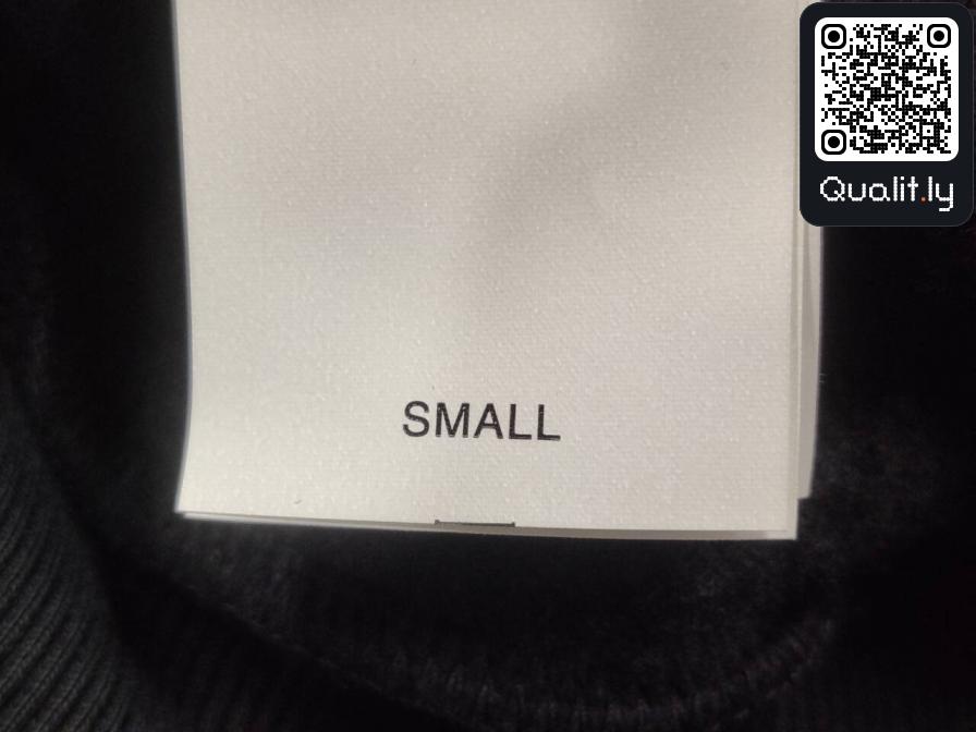 Hoodie QC photo 1 of 15