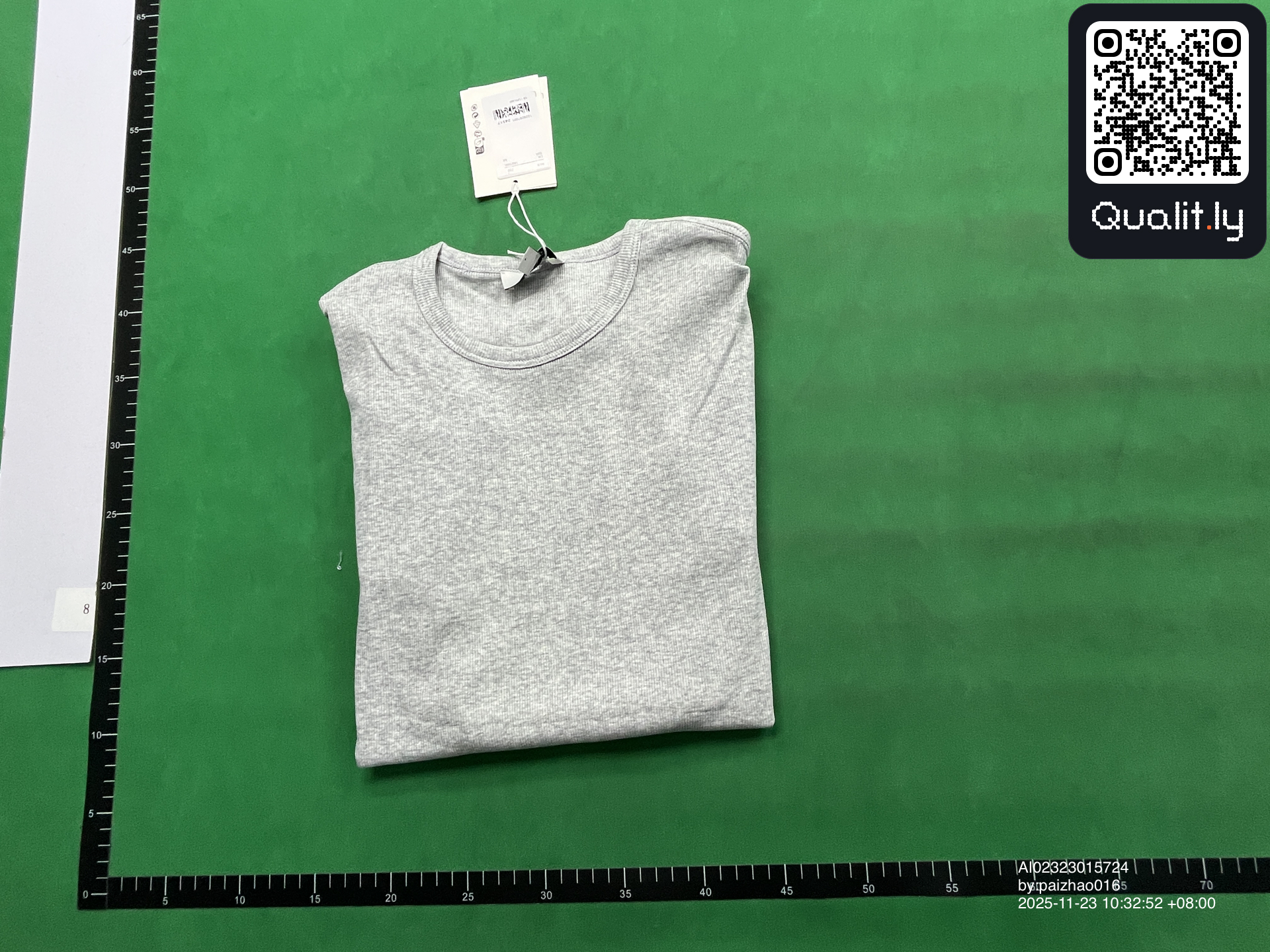 T-shirt — QC-foto 1 van 12
