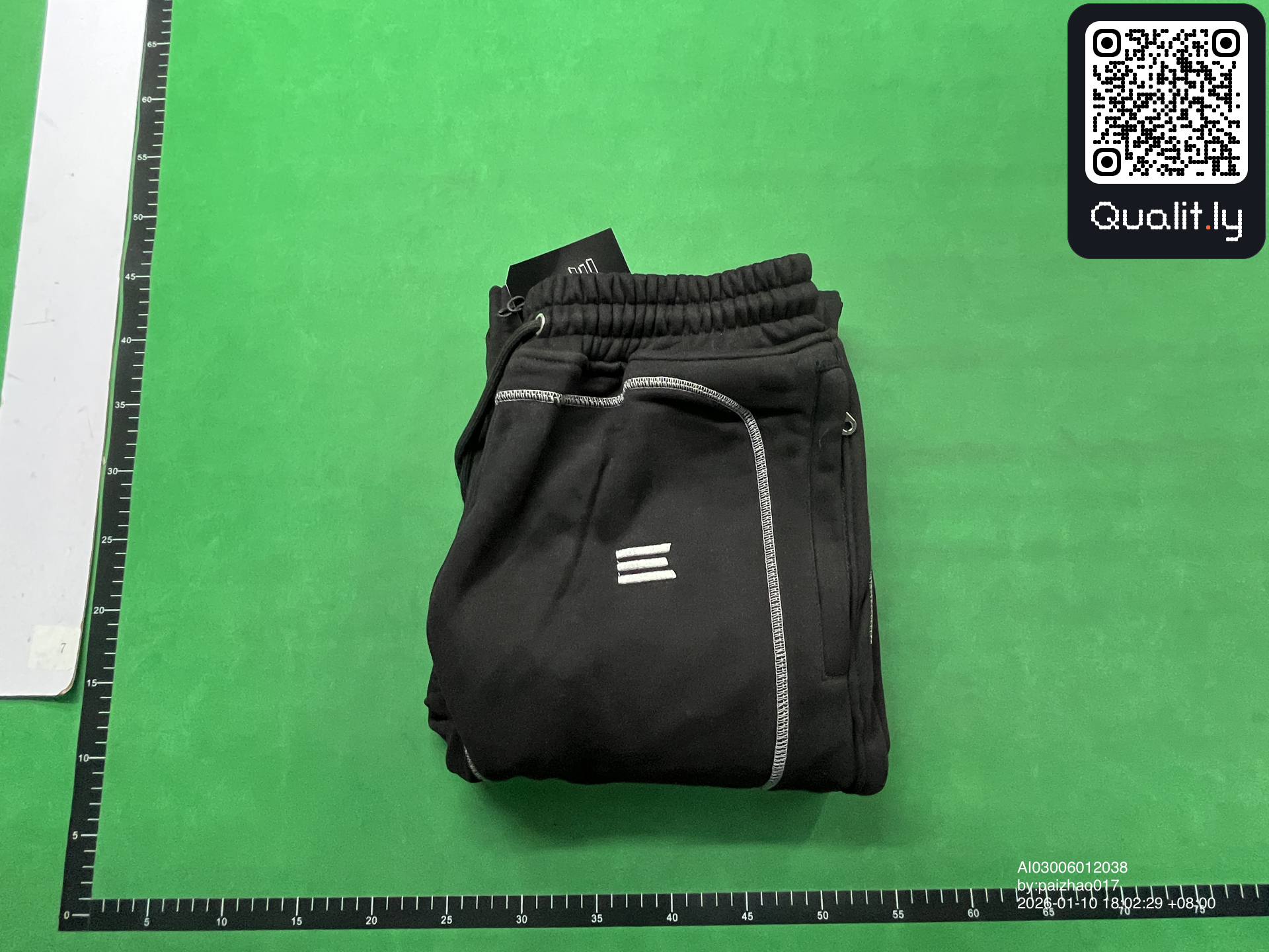 Sudadera — foto QC 1 de 10