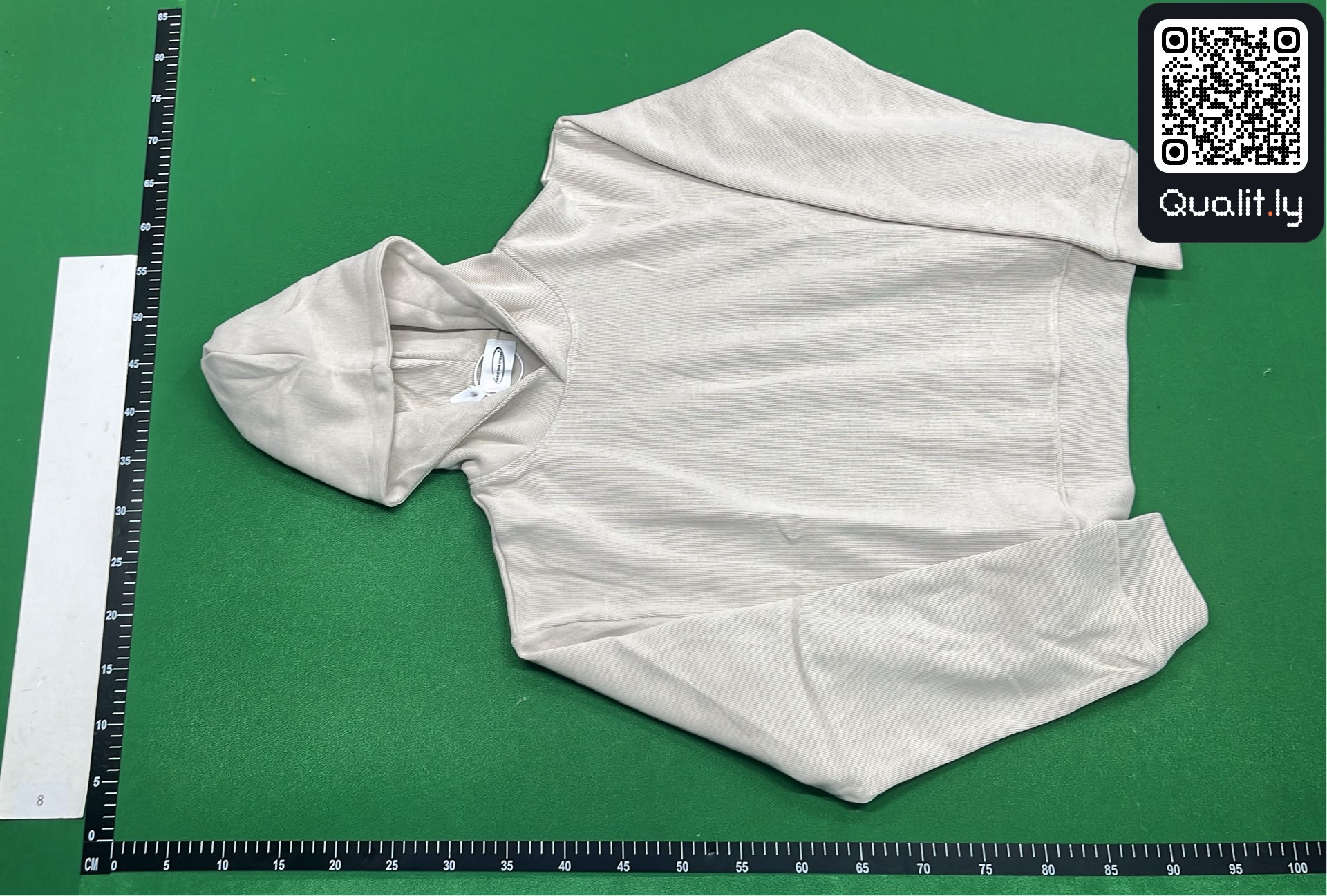 Hoodie QC photo 2 of 28