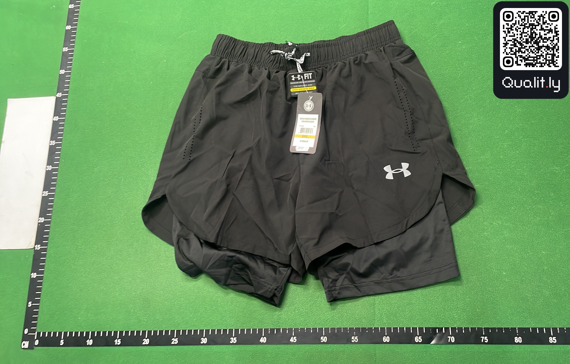 Shorts QC photo 2 of 98
