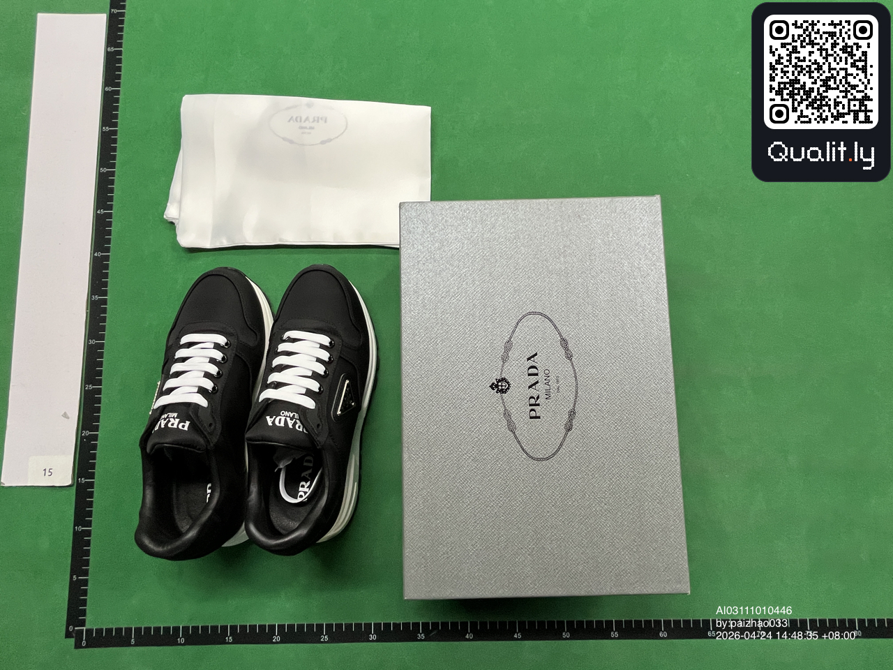 Sneakers — foto QC 3 di 88