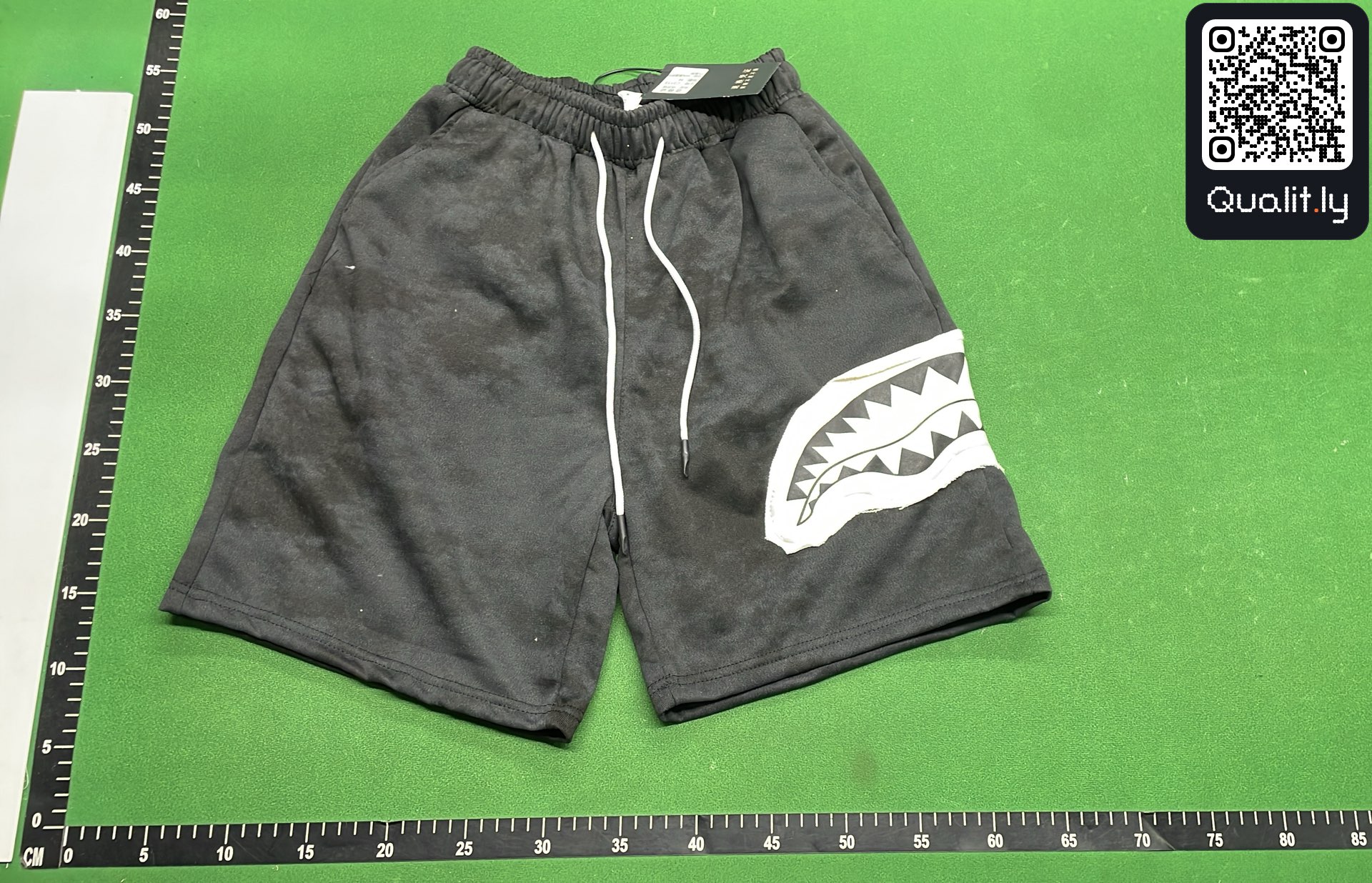 Pantaloncini — foto QC 2 di 28