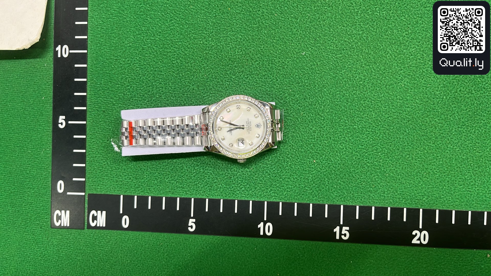 QC photo 1 of 15
