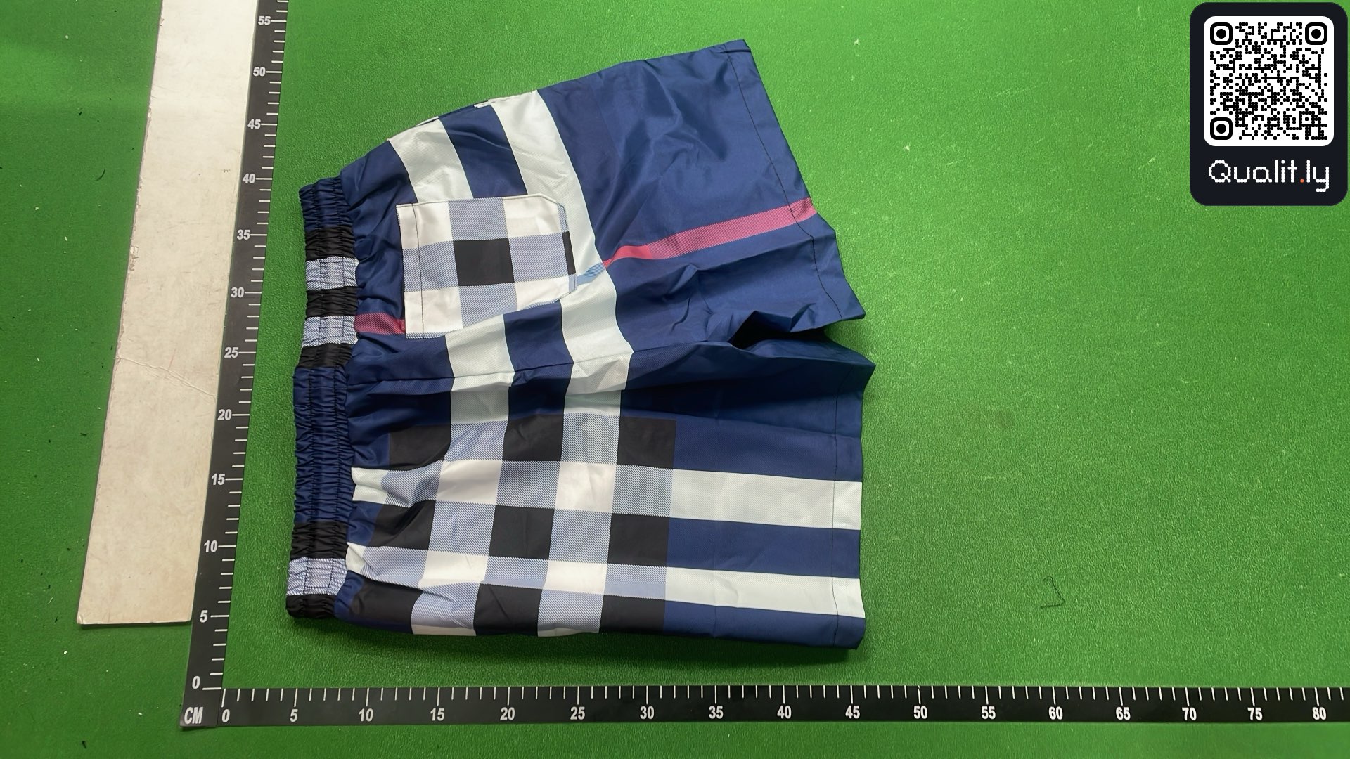 Shorts QC photo 3 of 4