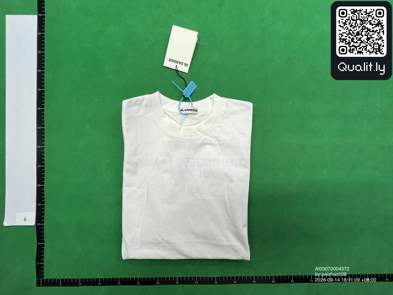T恤 QC 照片 1 / 4