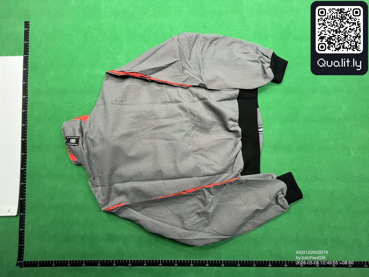 Jacket QC photo 2 of 4