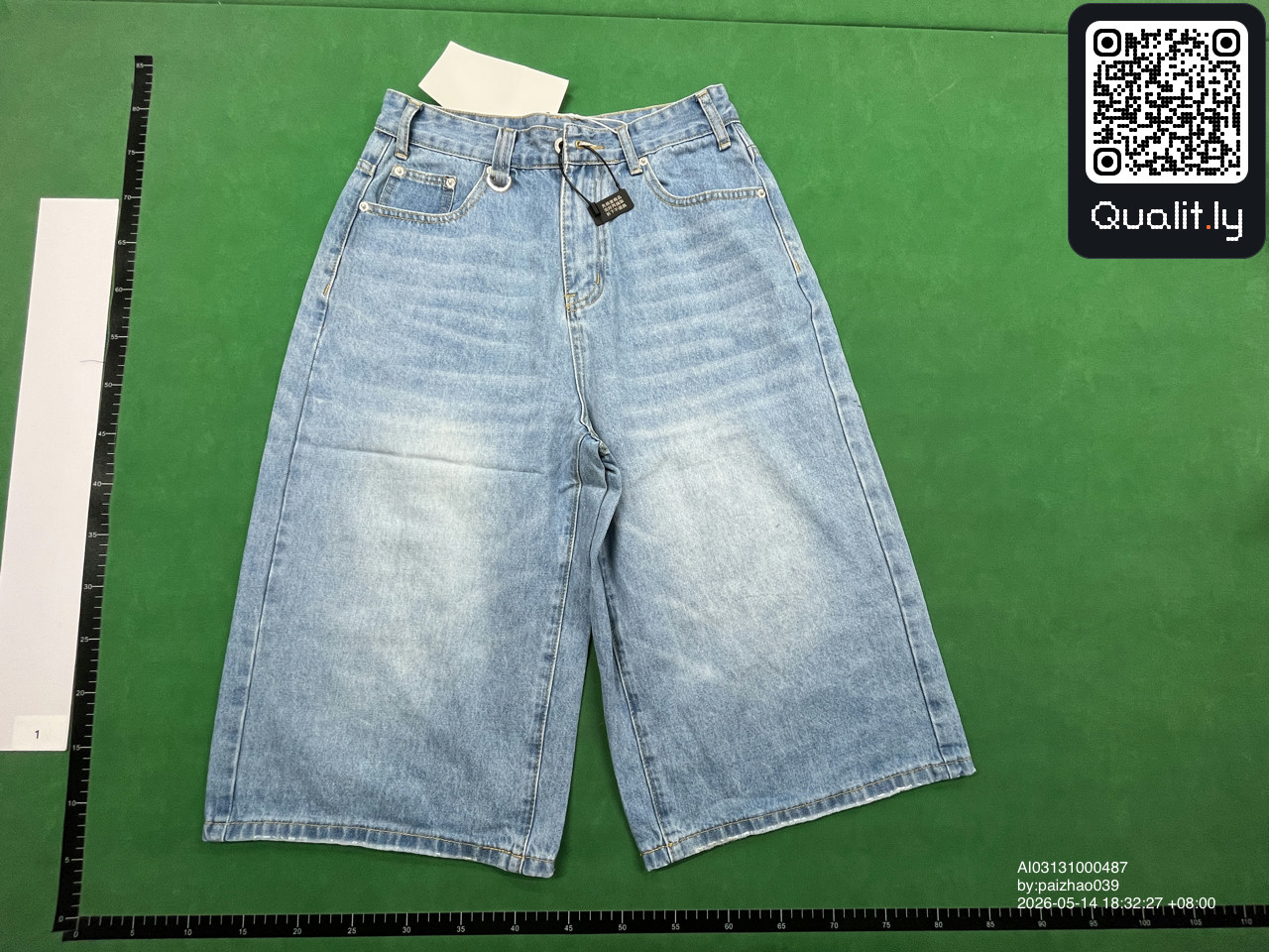 Jeans QC photo 3 of 14