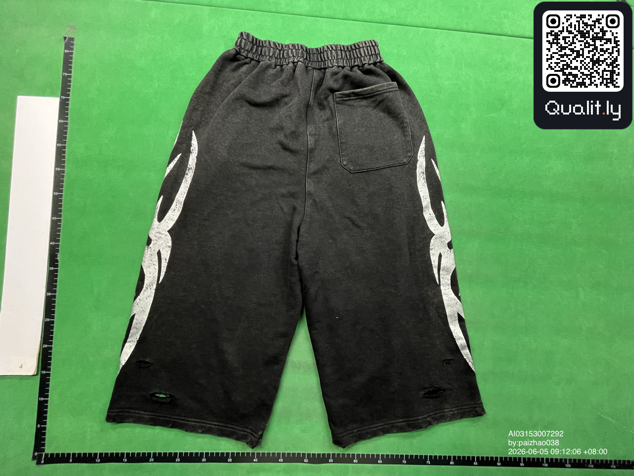 Pants QC photo 2 of 4