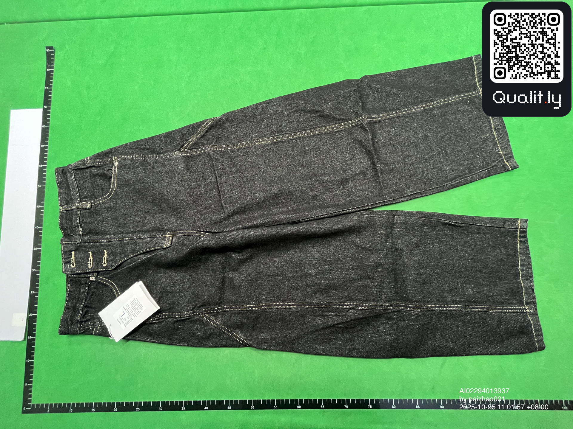 Jeans — foto QC 3 di 4