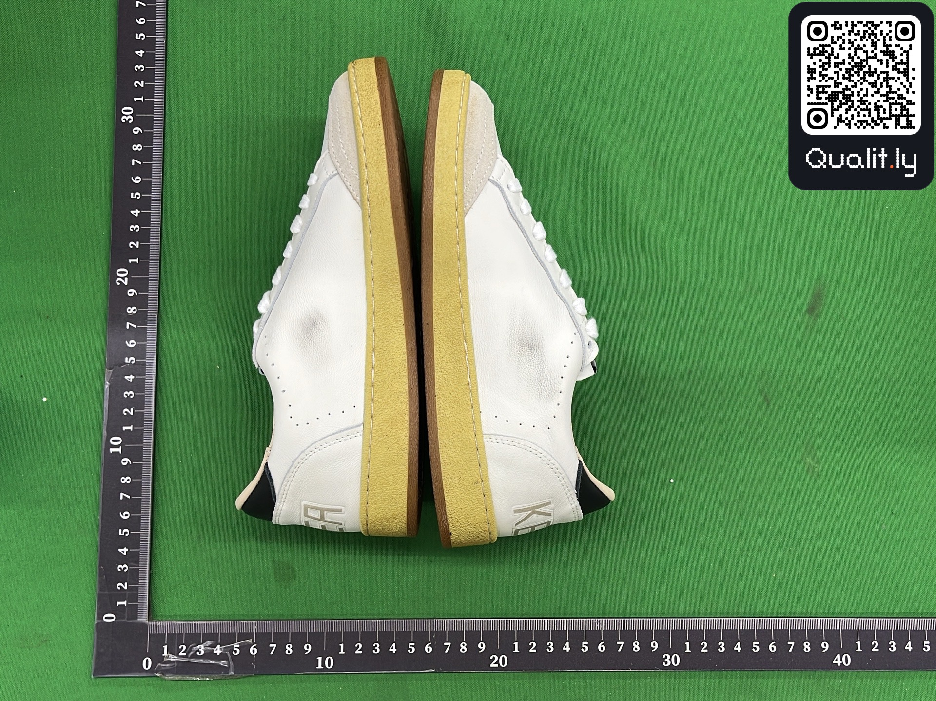 Sneakers QC photo 3 of 6