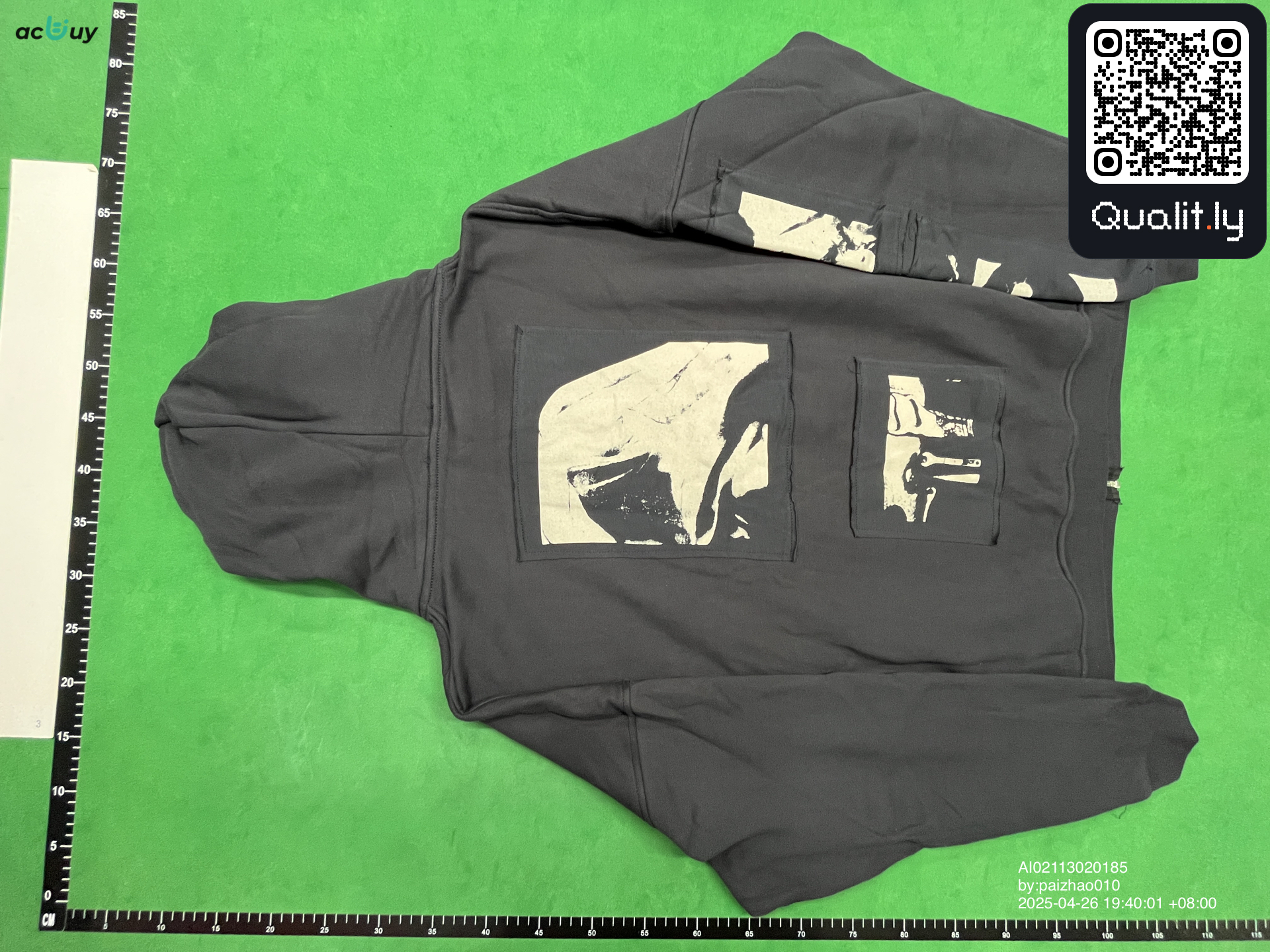 Hoodie — QC-foto 2 av 4