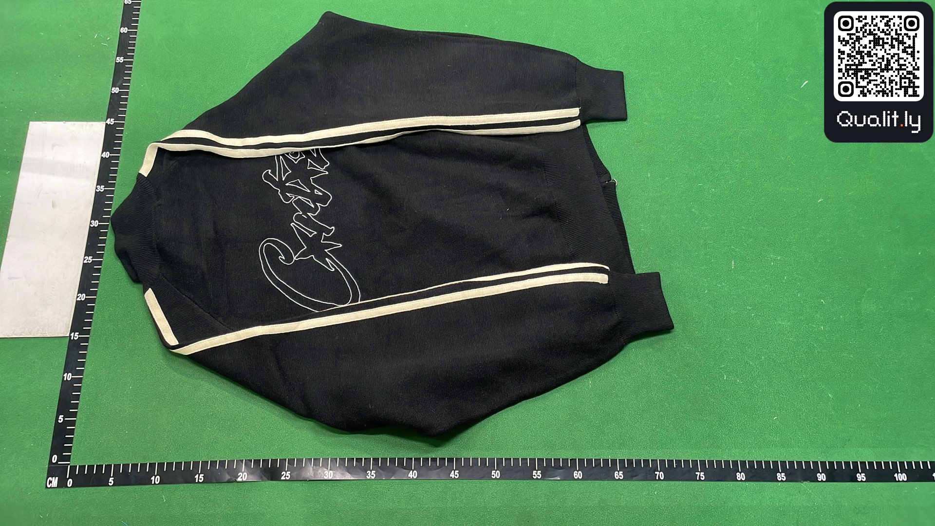 Pull — photo QC 3 sur 12