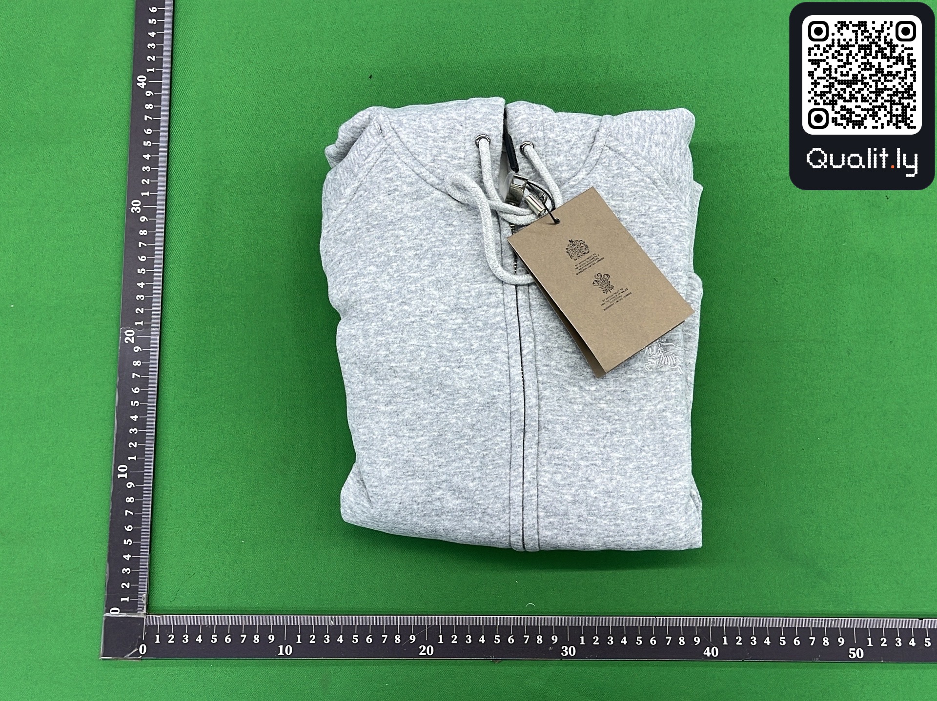 Hoodie — QC-Foto 1 von 5