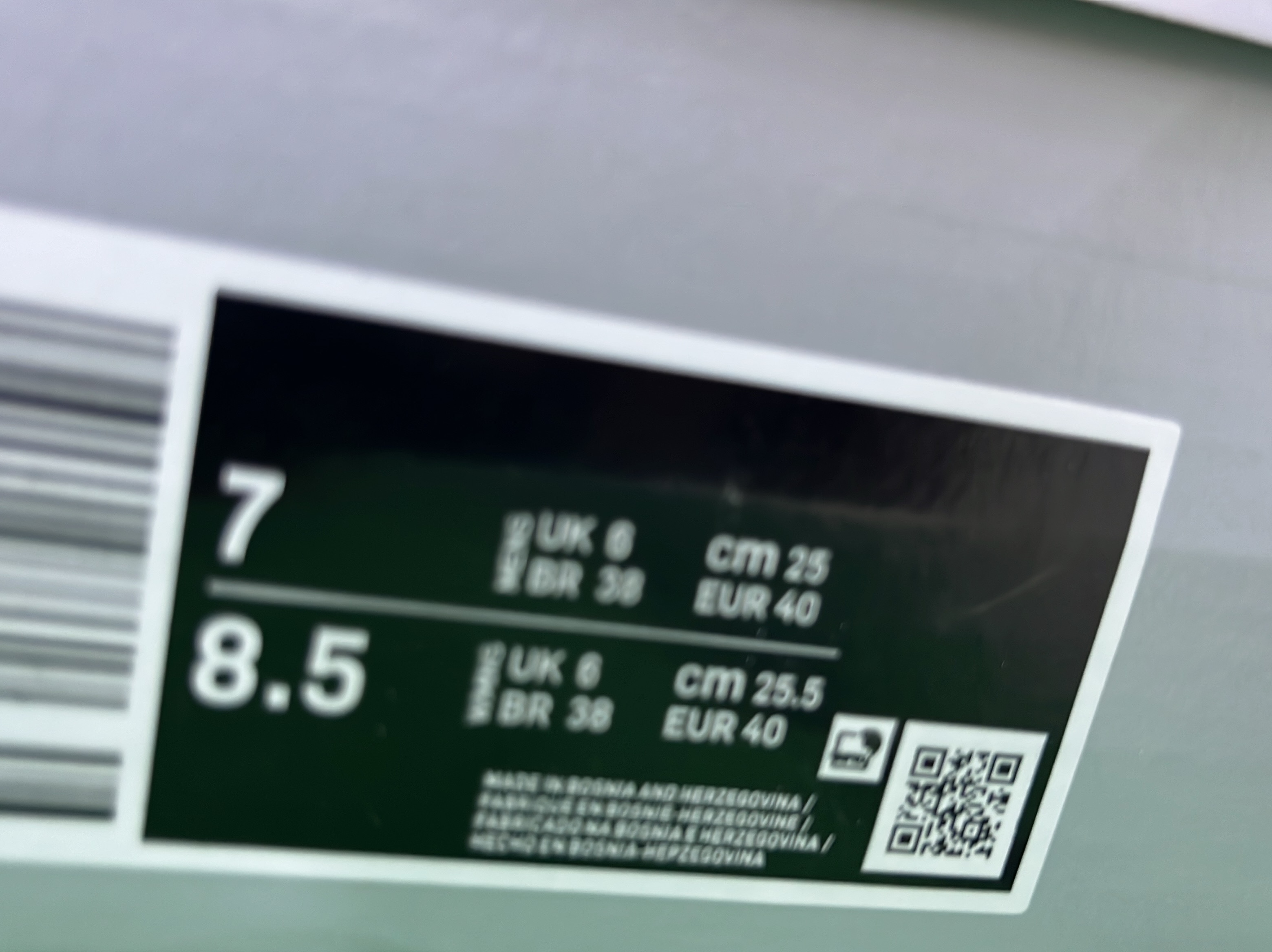 球鞋 QC 照片 3 / 12