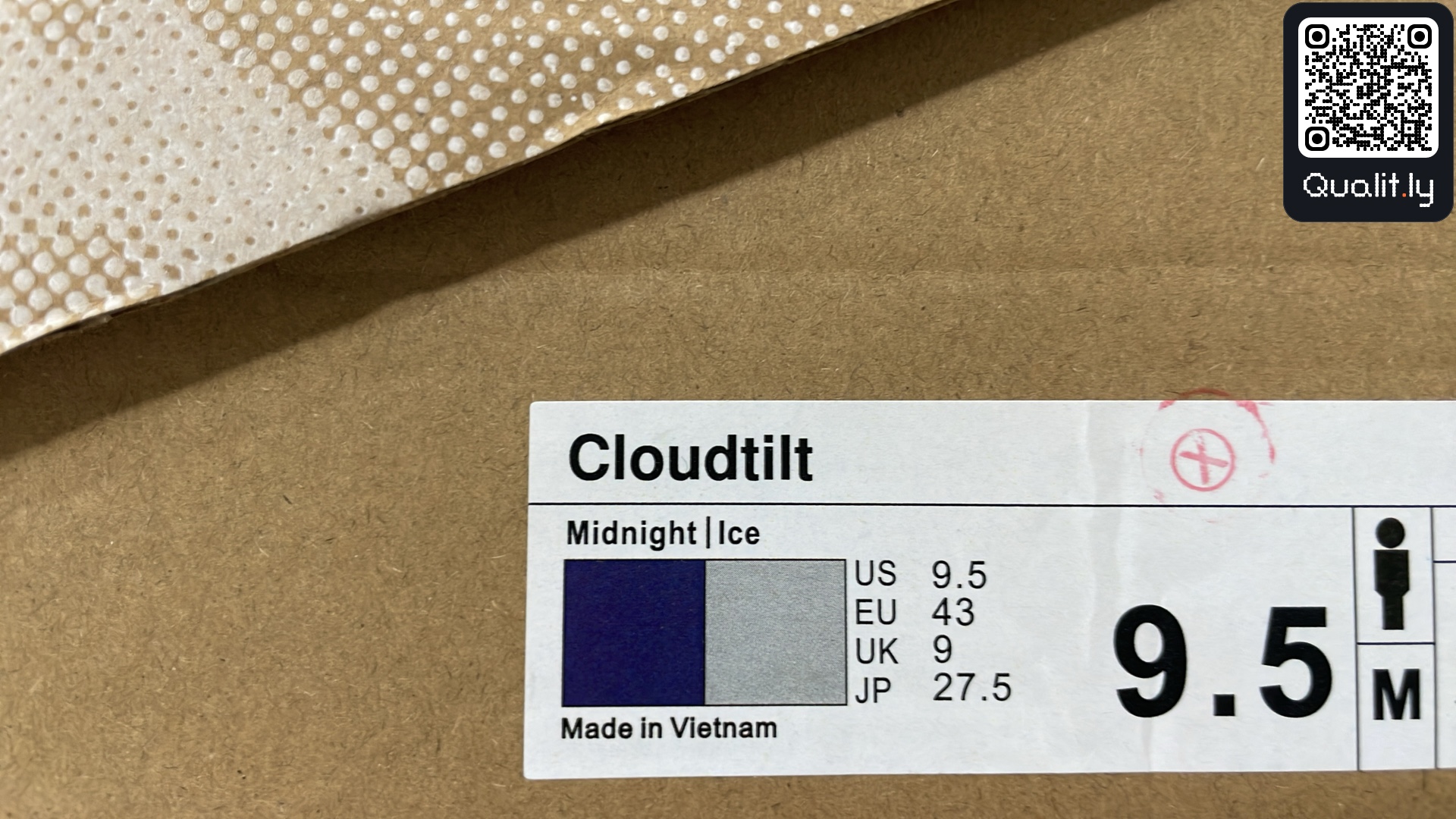Sneakers QC photo 2 of 12