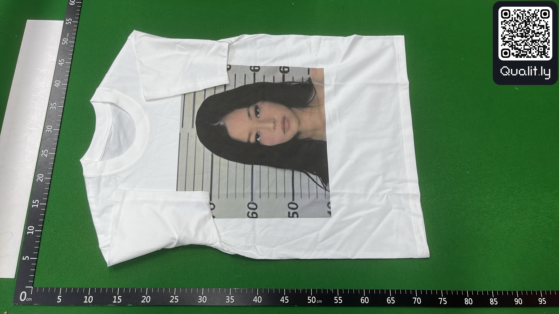T-shirt — QC-foto 2 av 4