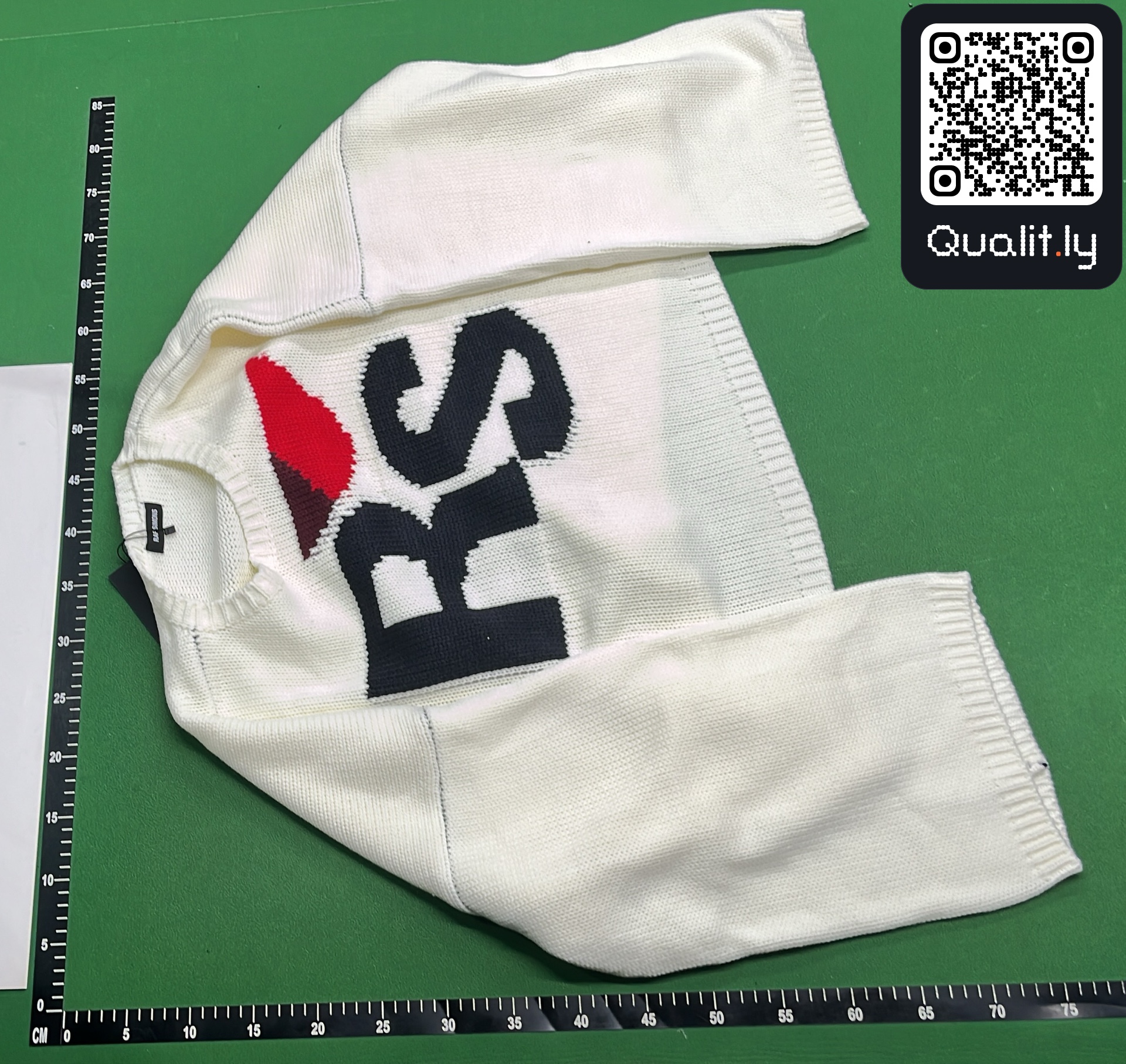 Sweater QC photo 2 of 62