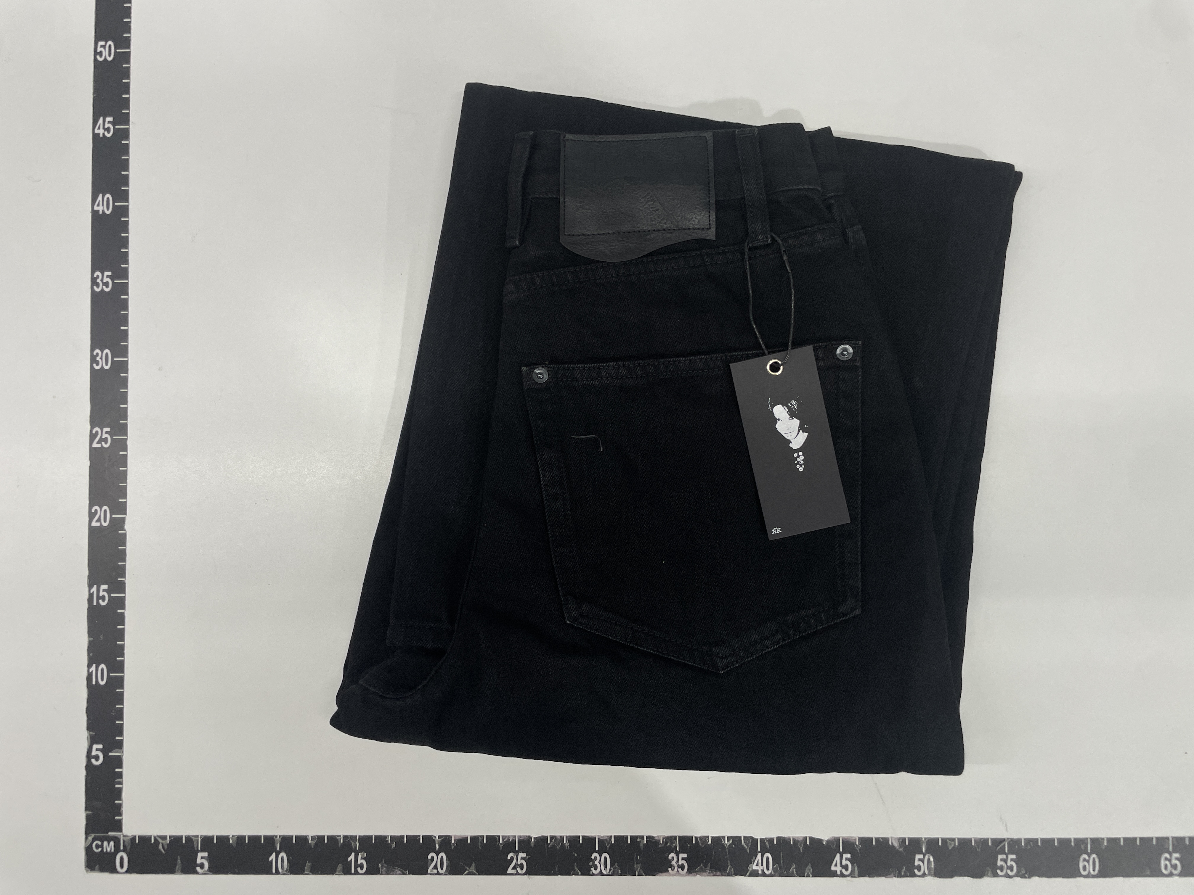 Jeans QC photo 1 of 10
