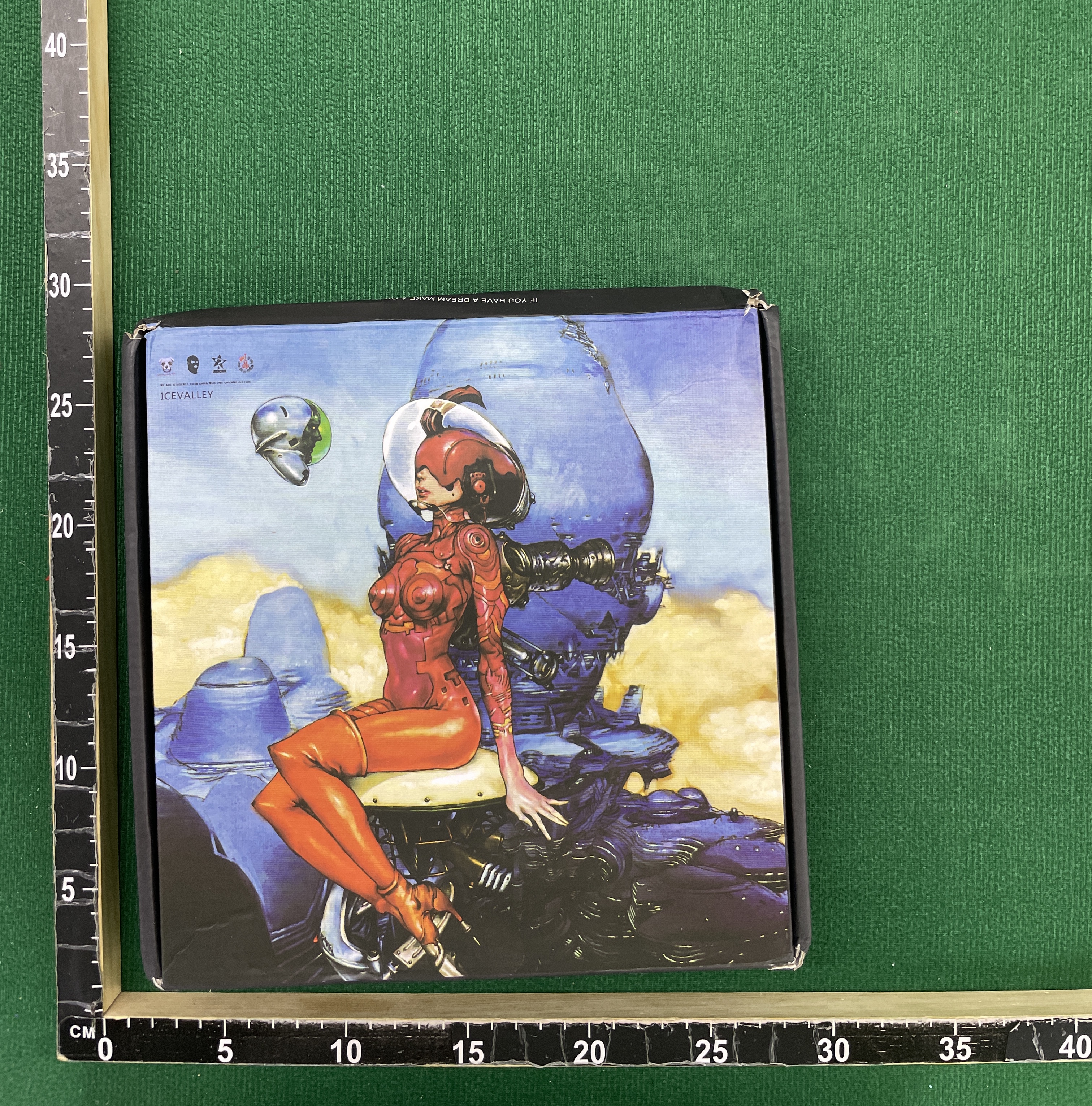 T-shirt QC photo 1 of 10