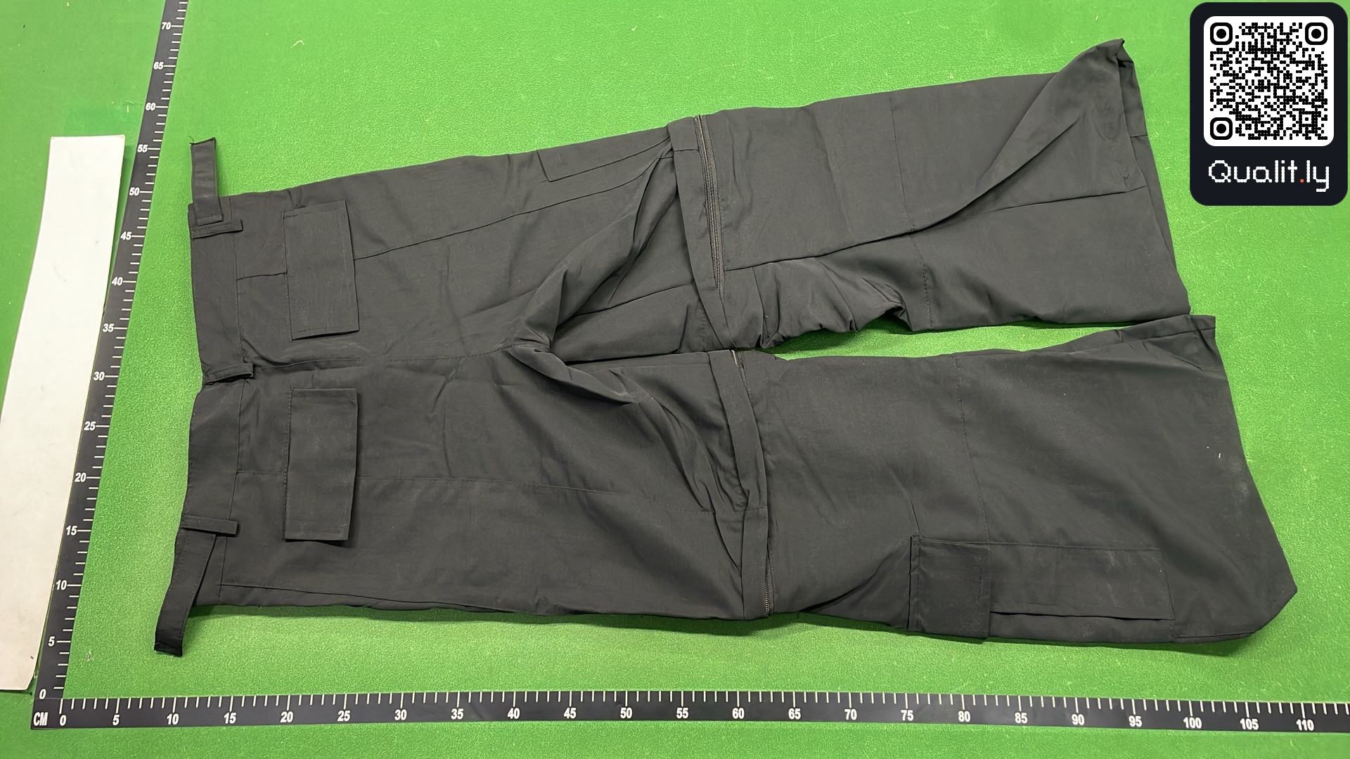 Pantaloni — foto QC 3 di 8