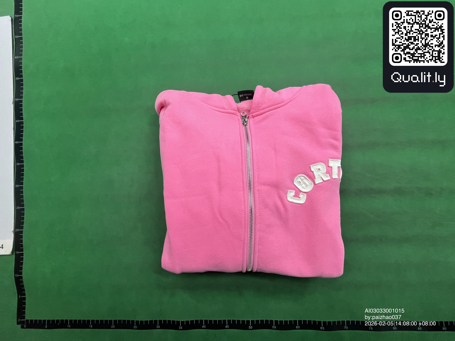 Hoodie QC photo 1 of 50