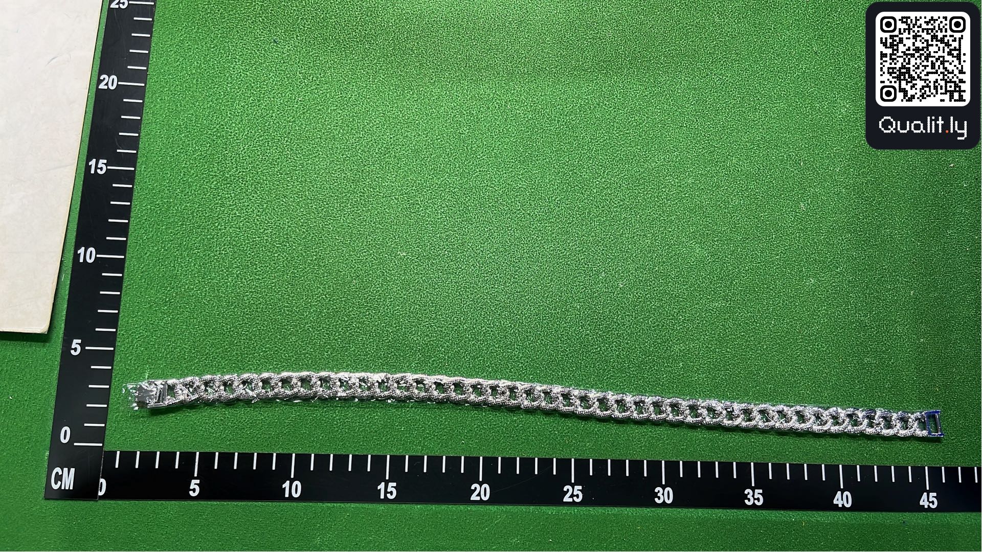 Jewelry QC photo 2 of 14