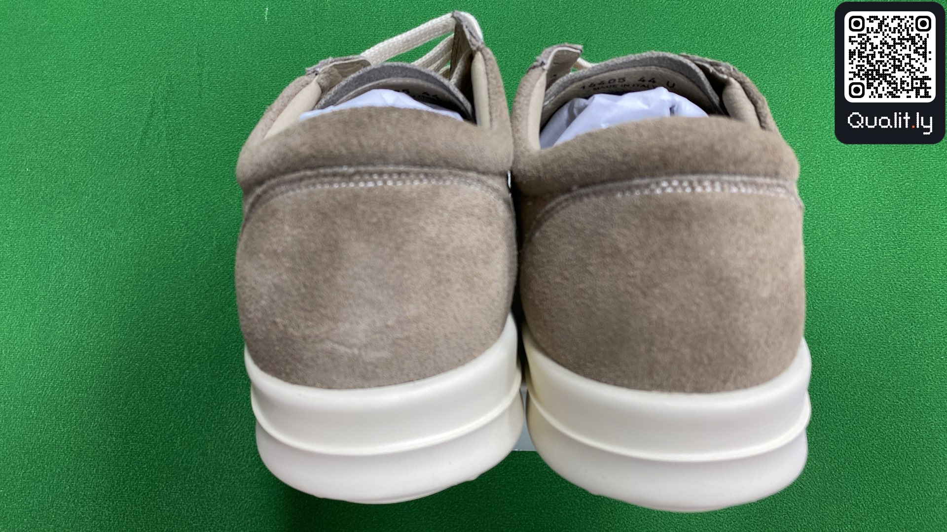 Sneakers — QC-foto 3 van 46