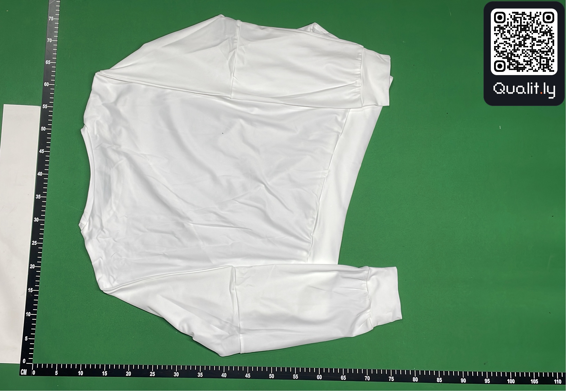Sweatshirt QC photo 3 of 5