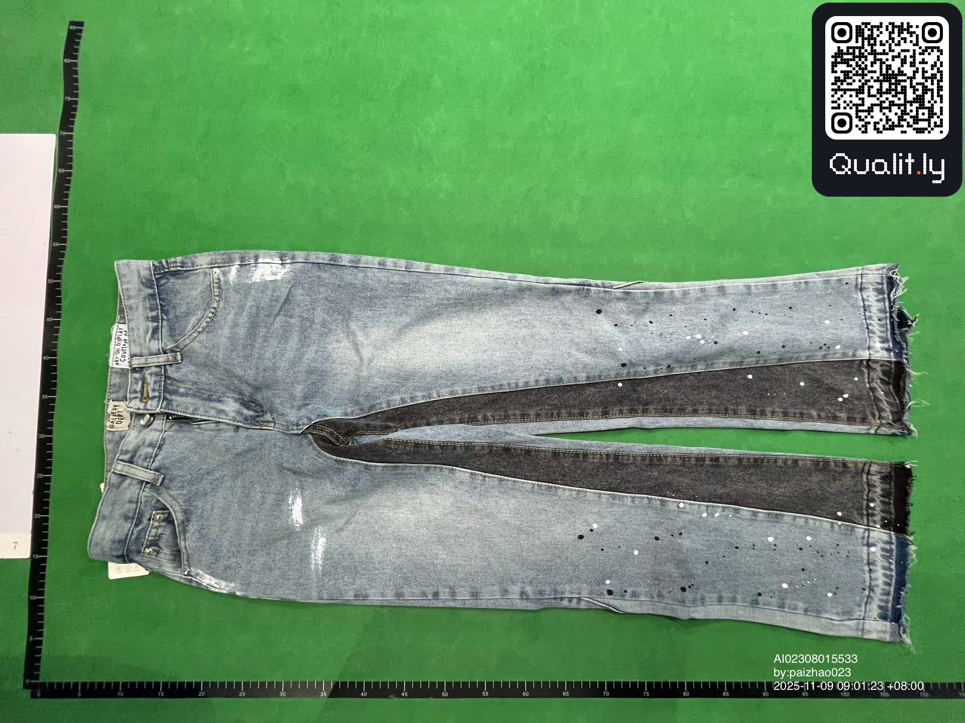 Jeans — QC-foto 3 av 4