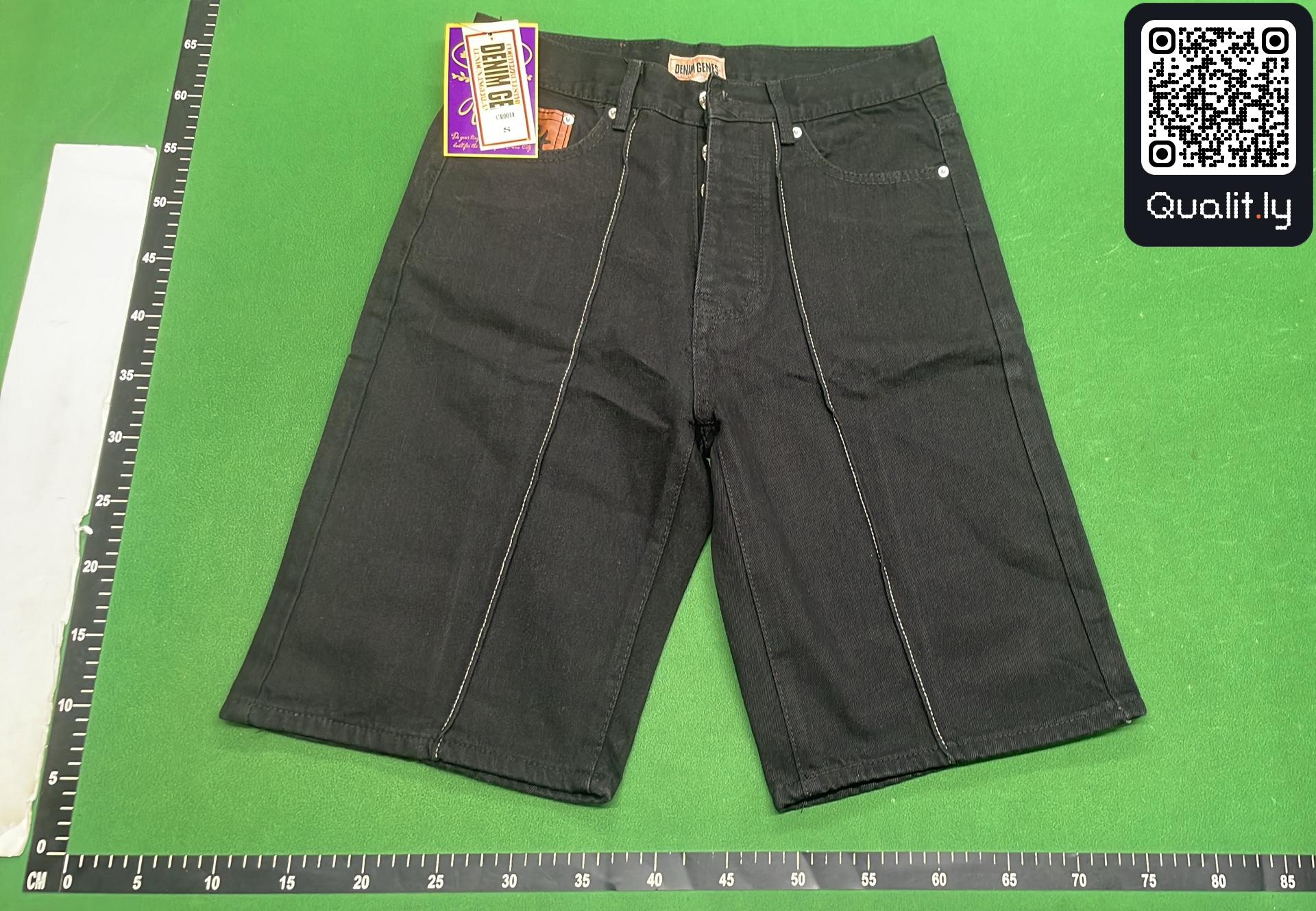 Jeans QC photo 2 of 210