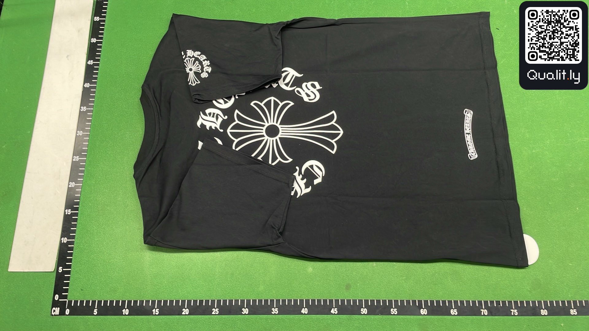 T-shirt QC photo 3 of 8