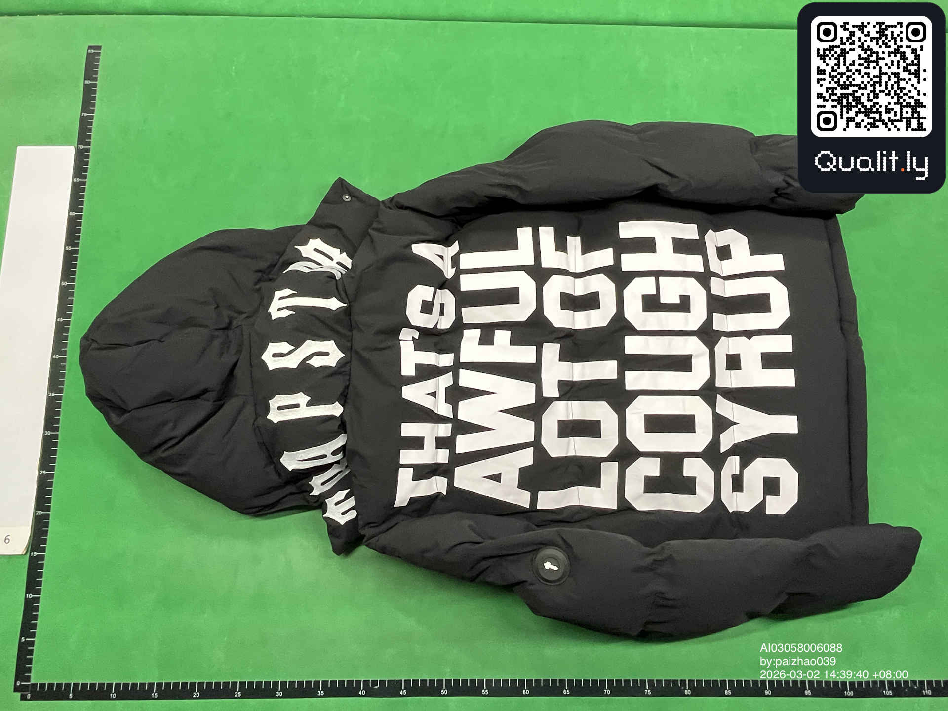 Jacket QC photo 2 of 4