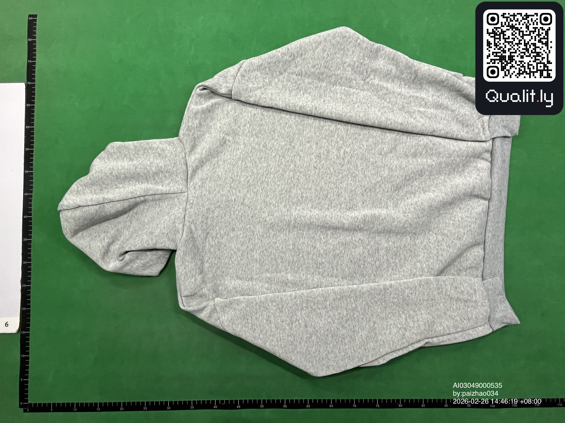 Hoodie — QC-foto 2 av 8