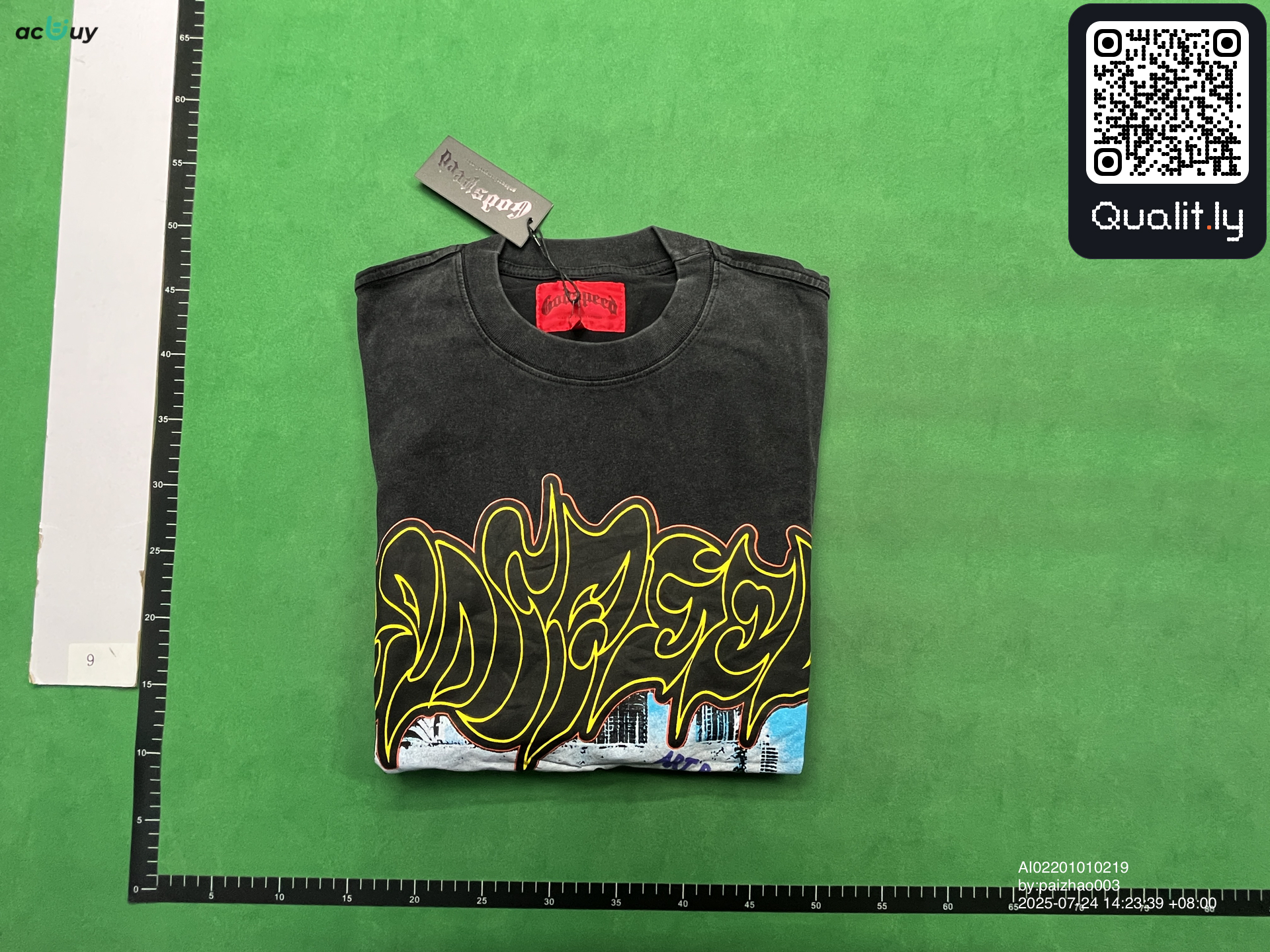 Tricou — fotografie QC 1 din 4