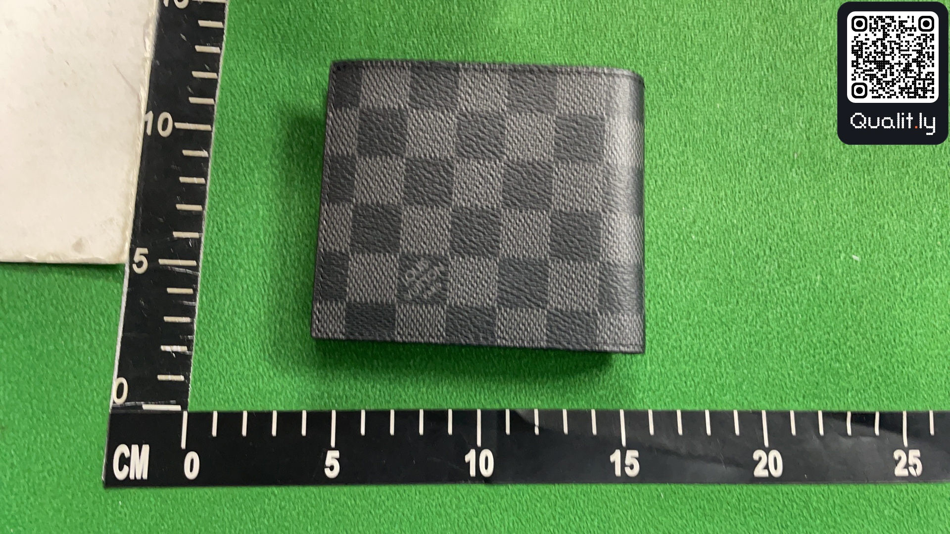 Wallet QC photo 2 of 45