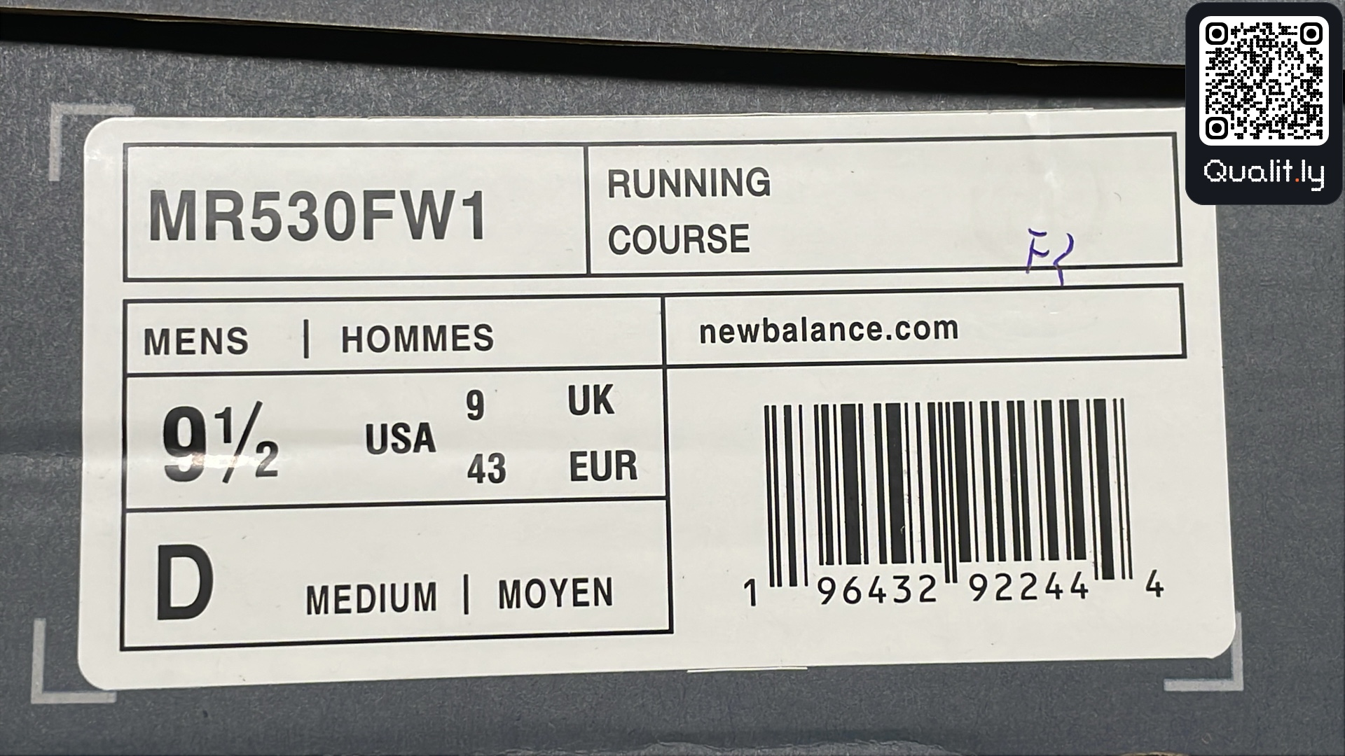 Sneaker — QC-Foto 2 von 150