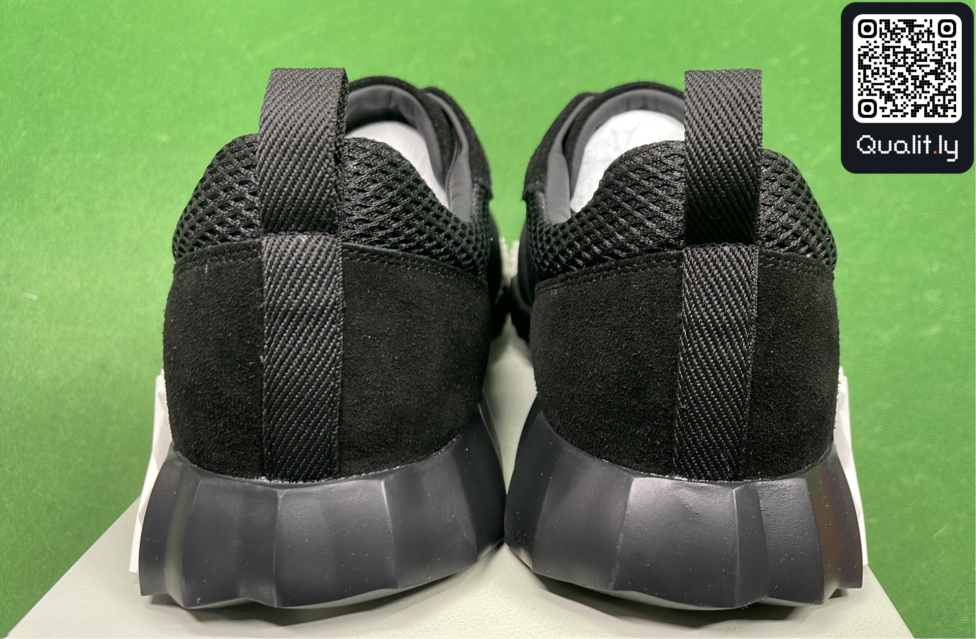 Sneakers — QC-foto 3 av 18