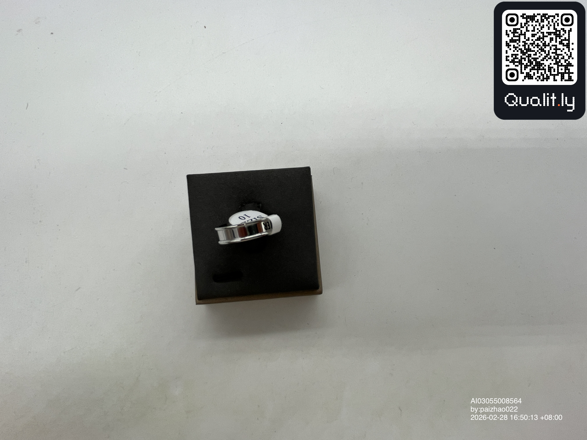 Sieraad — QC-foto 2 van 6