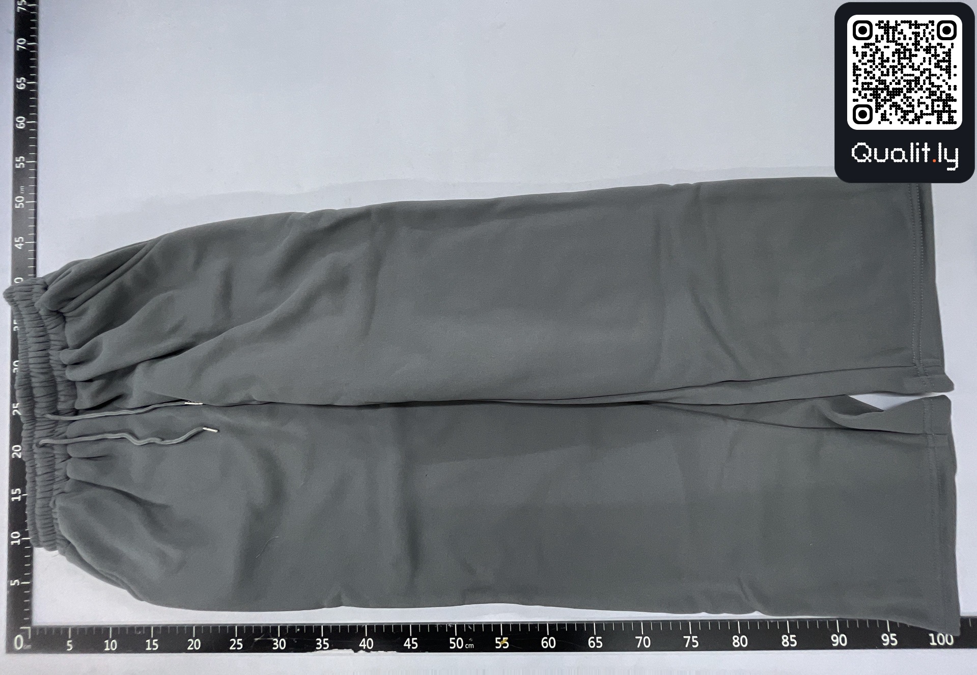 Hoodie — QC-foto 2 van 138