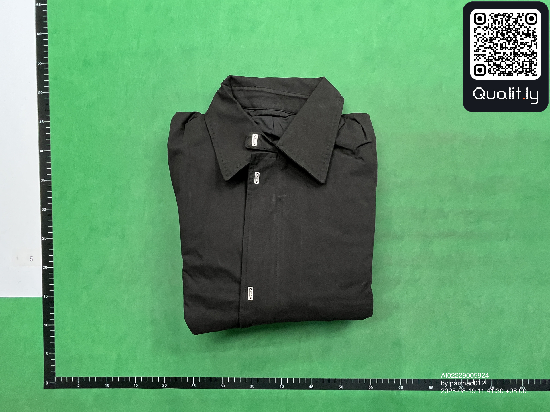 夹克 QC 照片 1 / 4