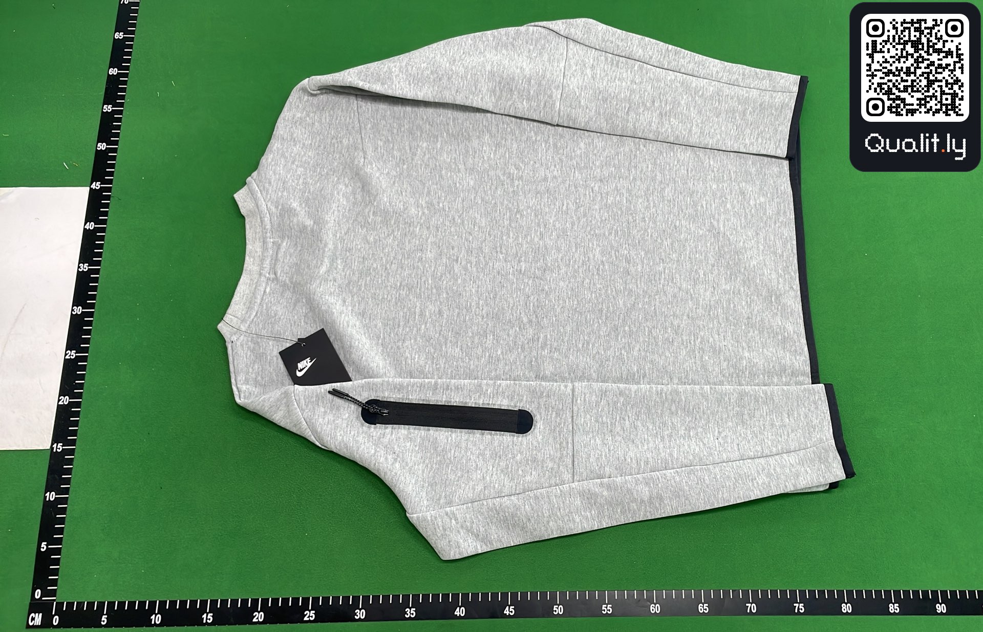 Sweater — QC-foto 3 van 24
