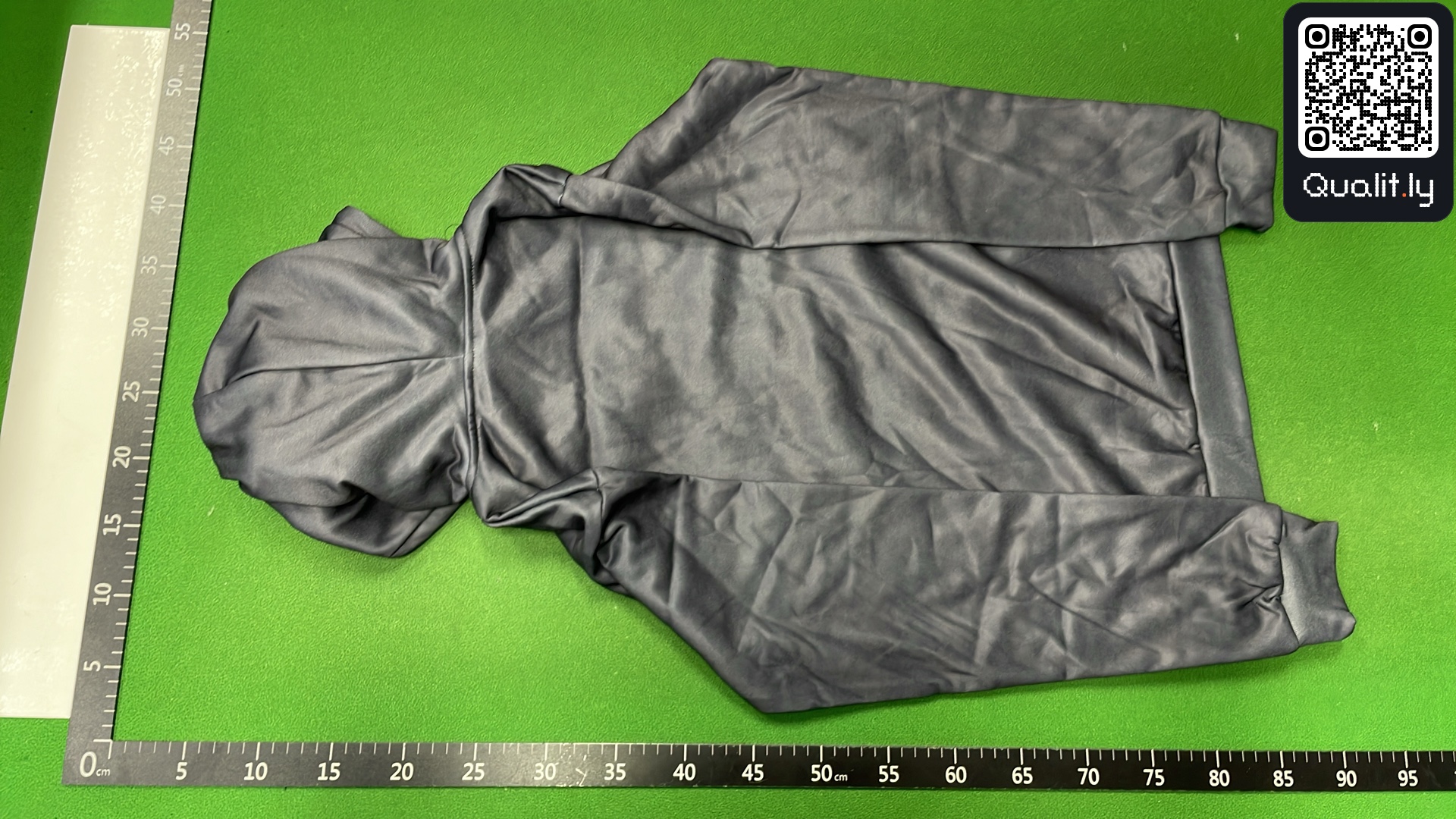 Pull — photo QC 3 sur 4