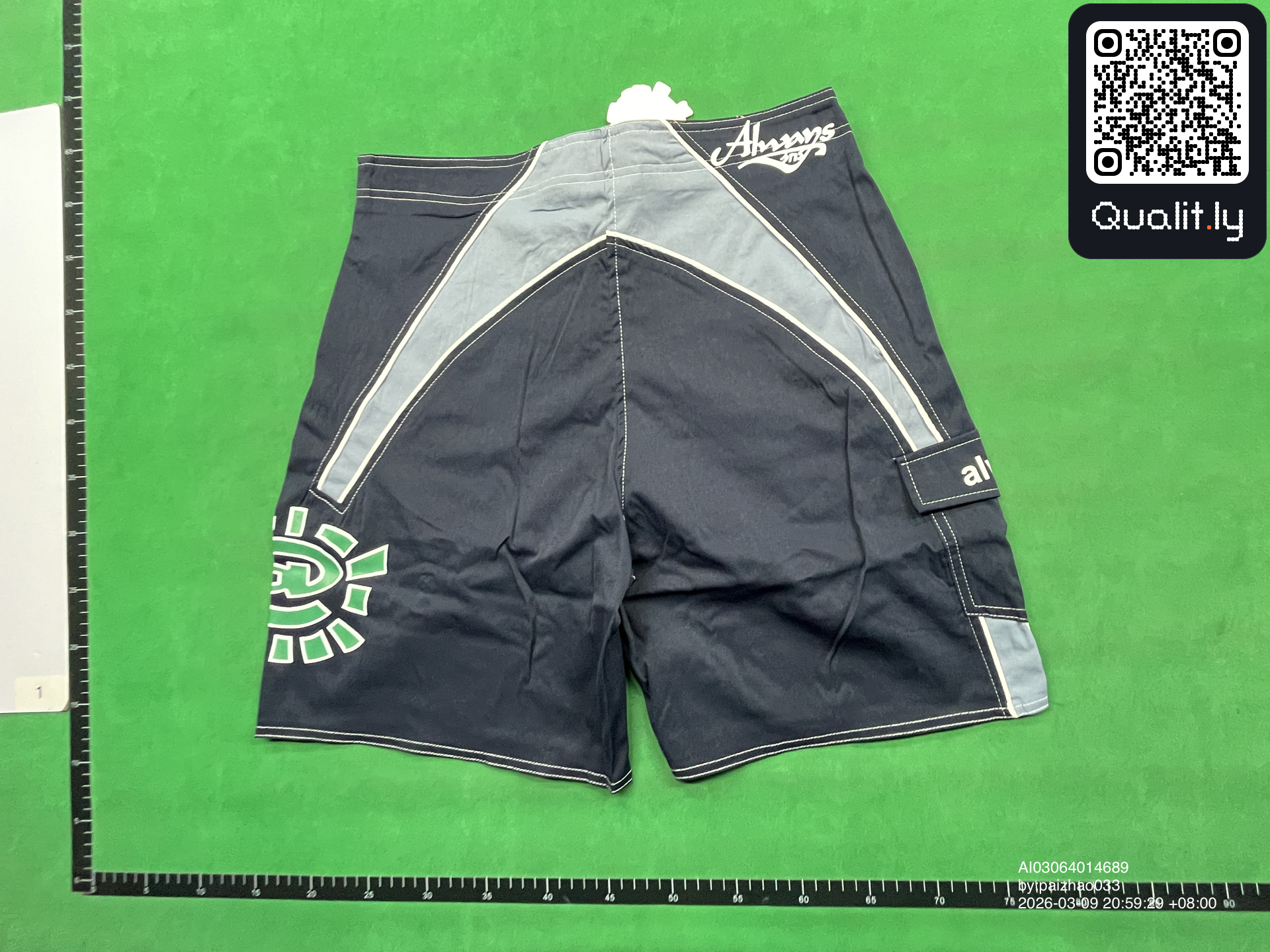 Shorts QC photo 2 of 14