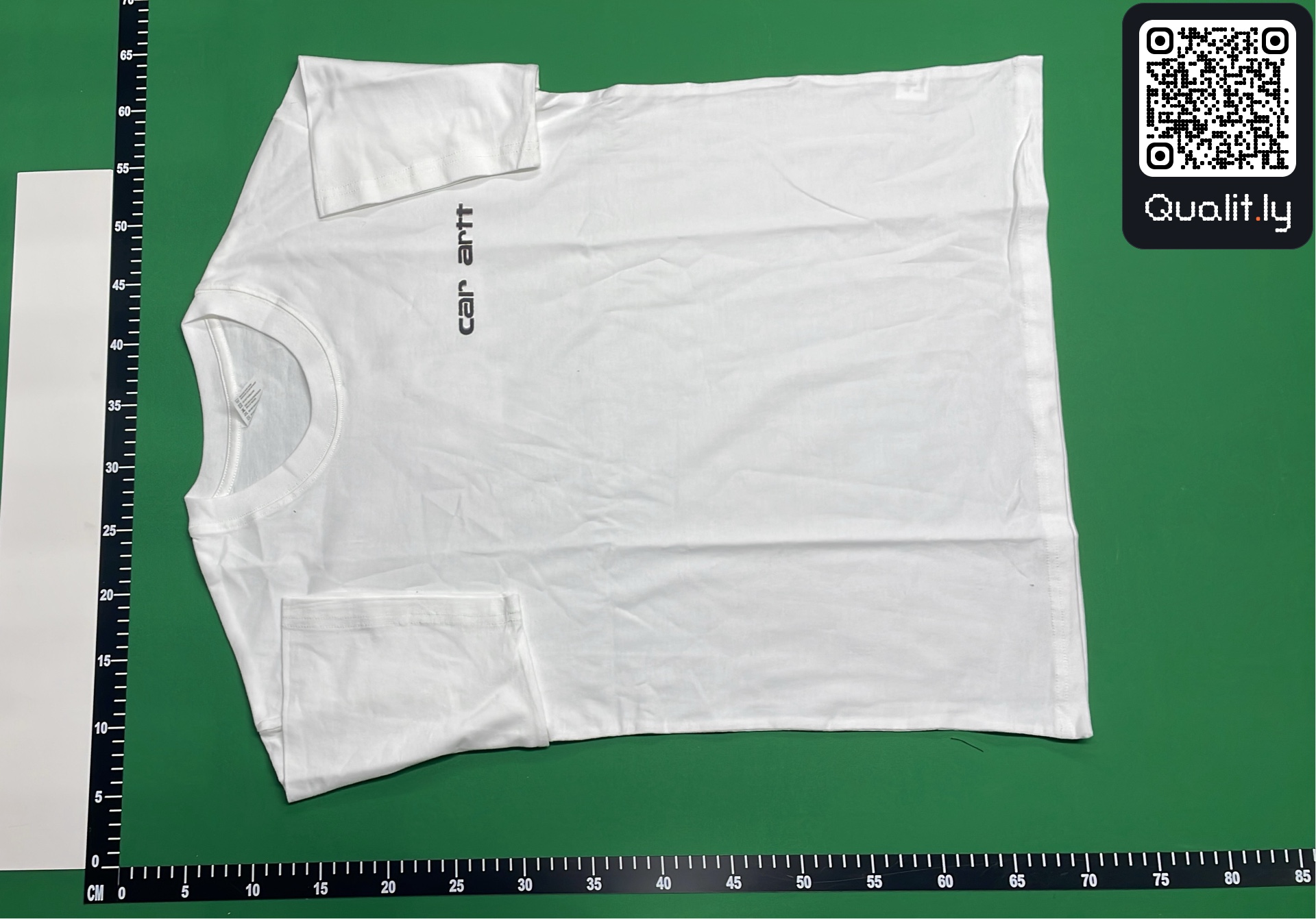 Camiseta — foto QC 2 de 26