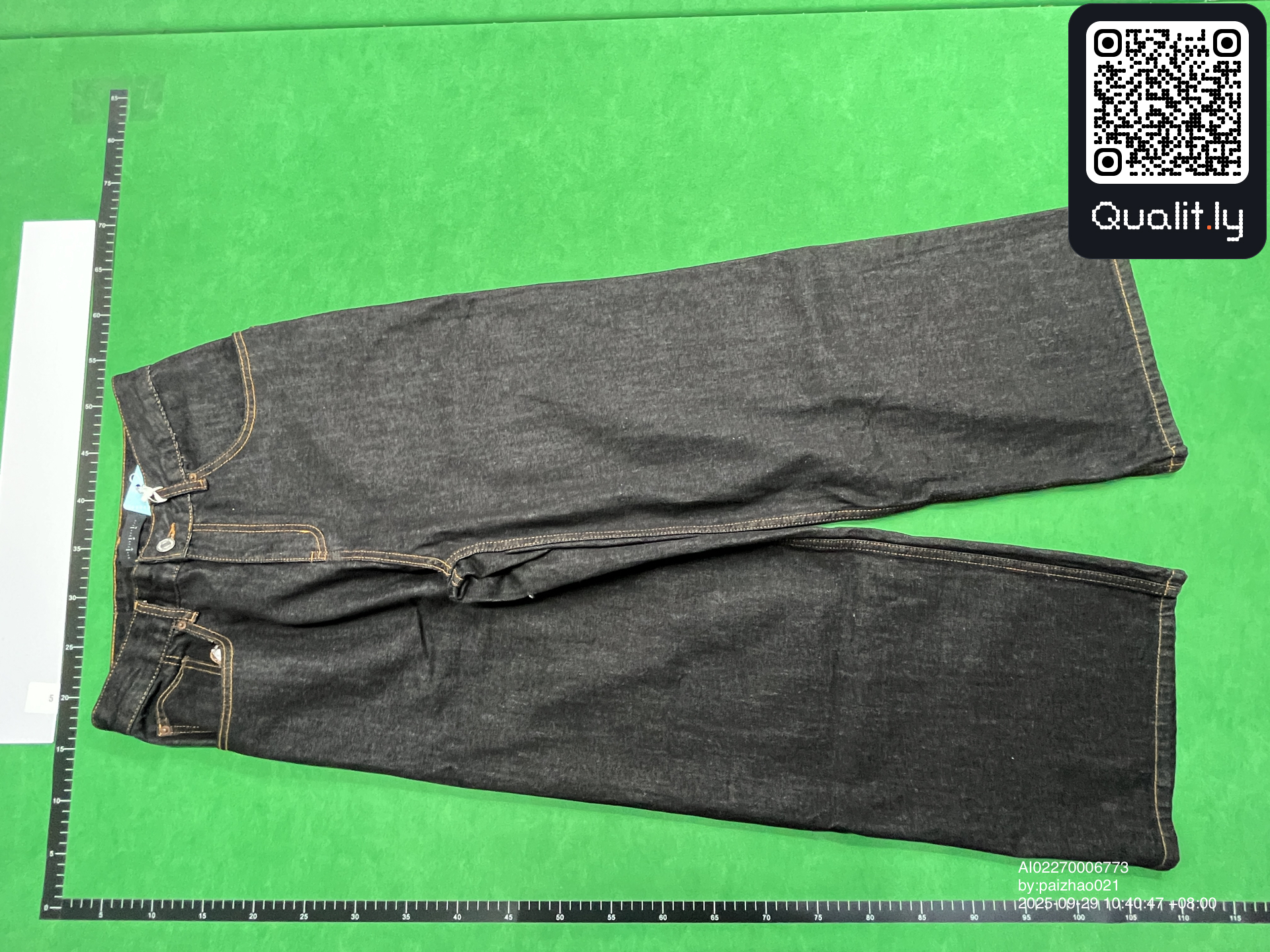 Jeans QC photo 3 of 10