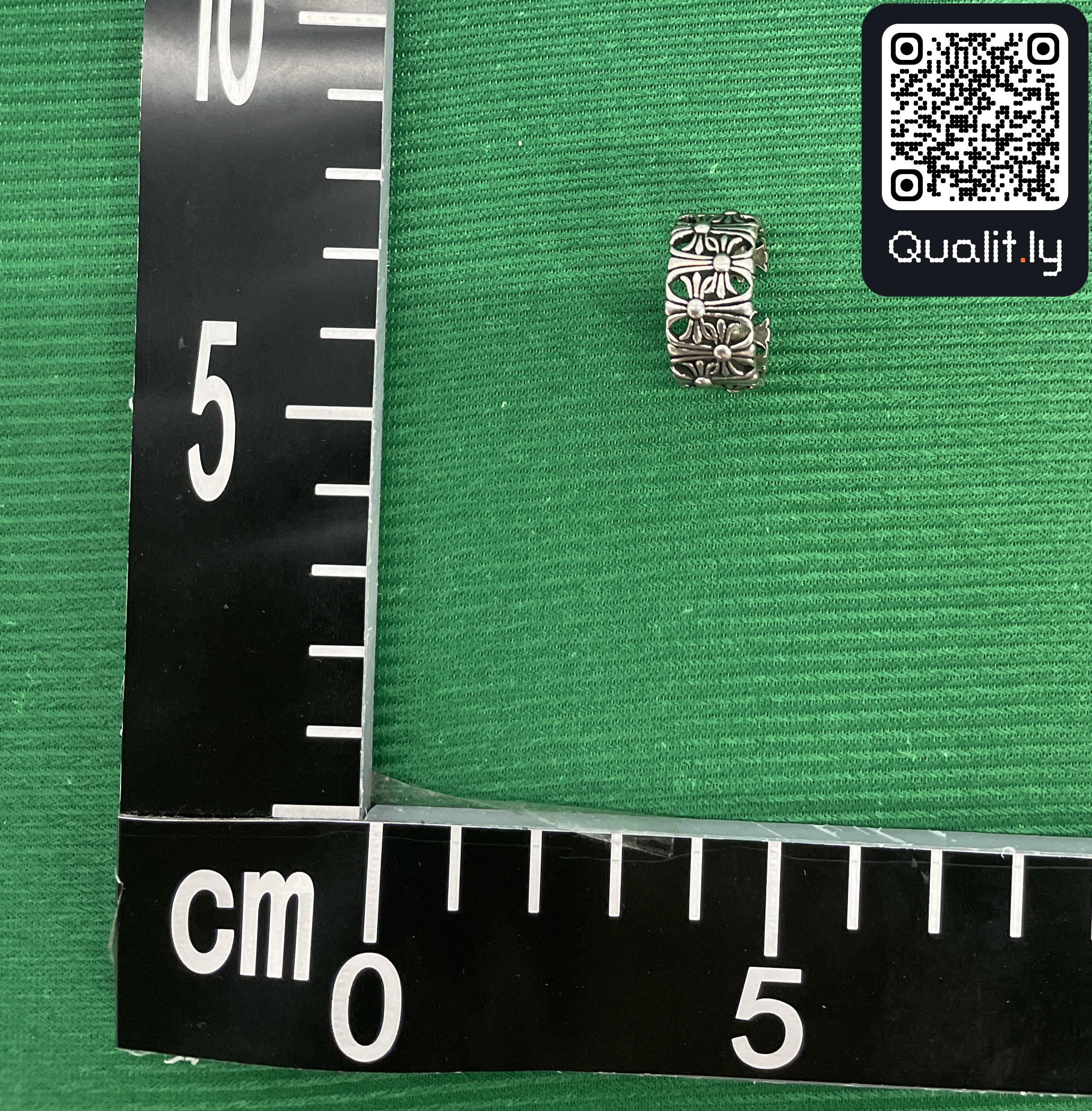 Gioiello — foto QC 2 di 99