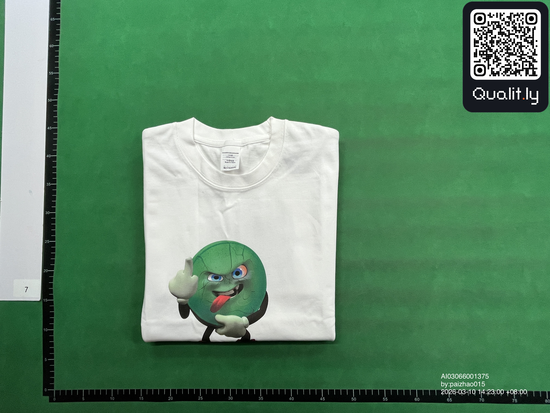 Tricou — fotografie QC 1 din 8