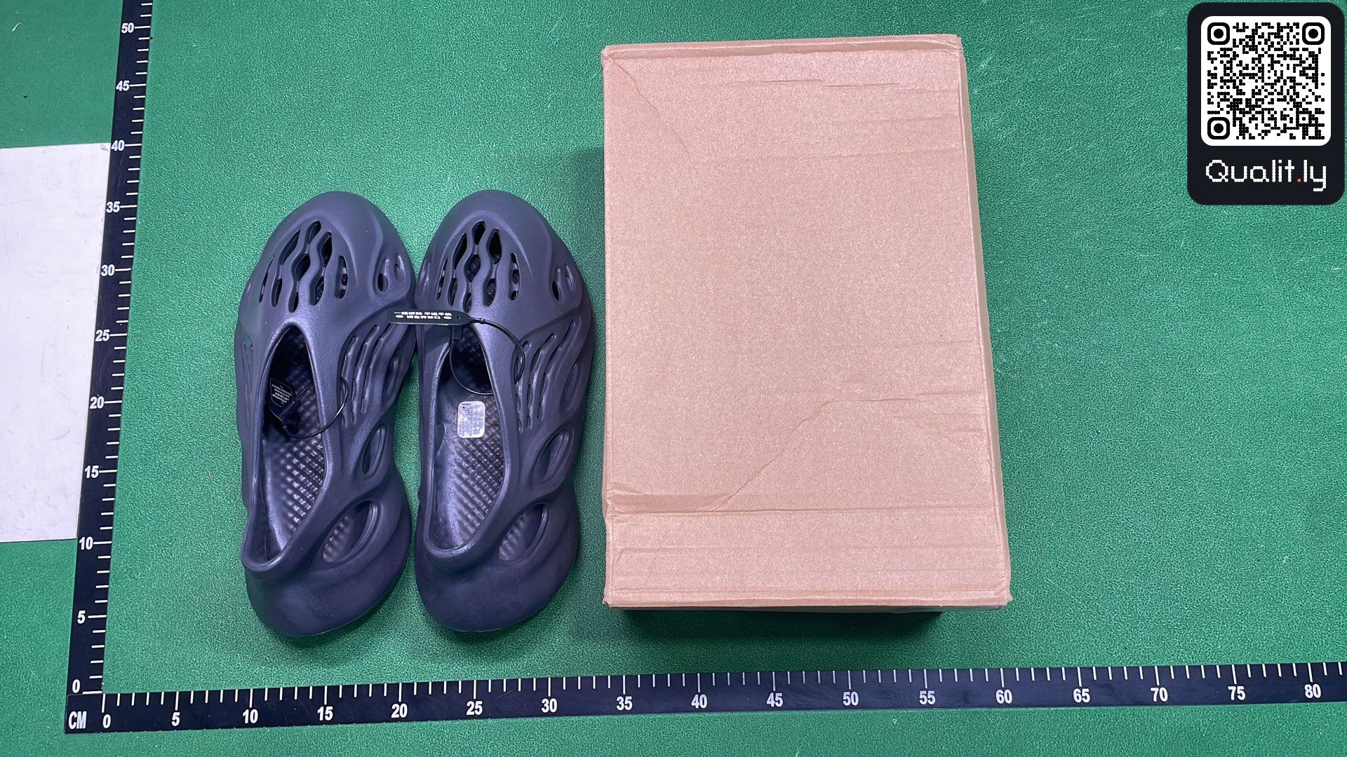 球鞋 QC 照片 1 / 131