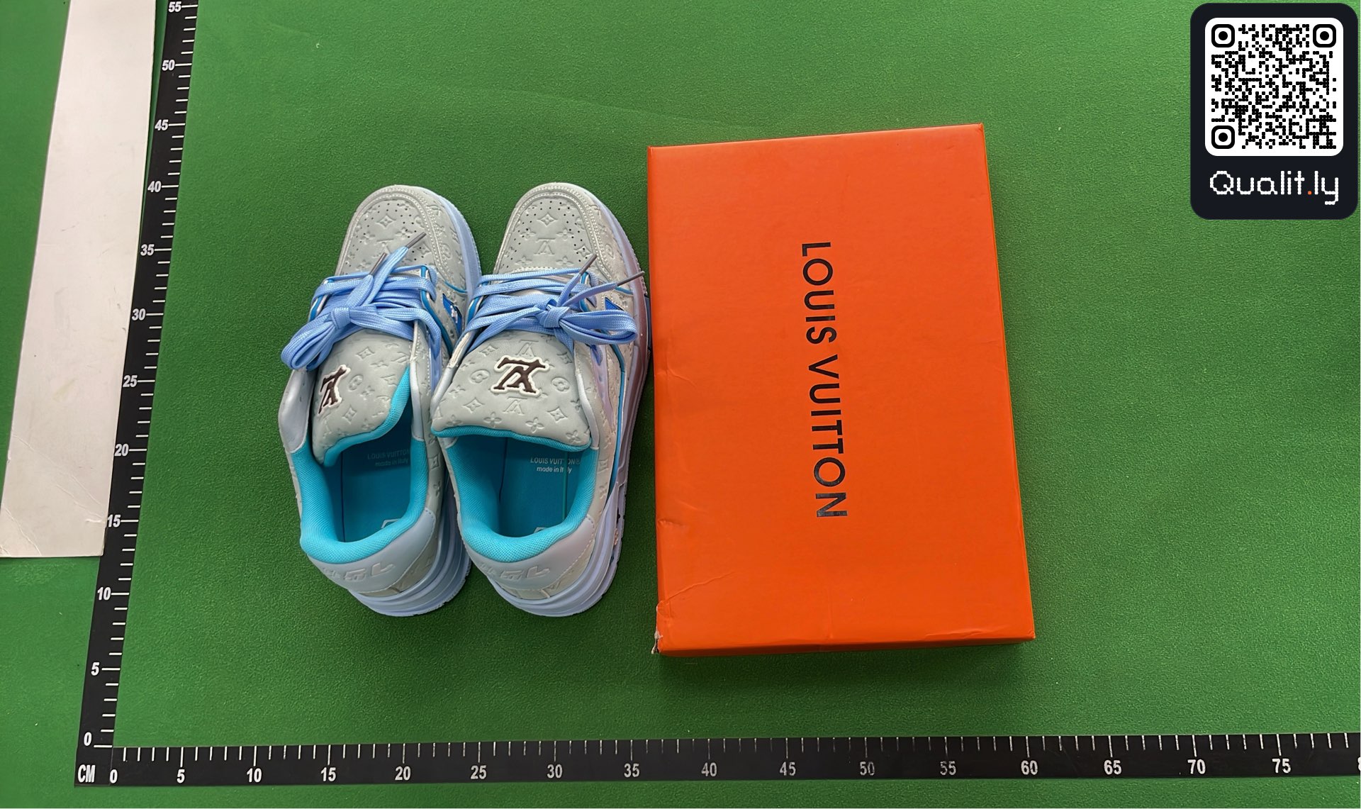 Sneaker — QC-Foto 1 von 18